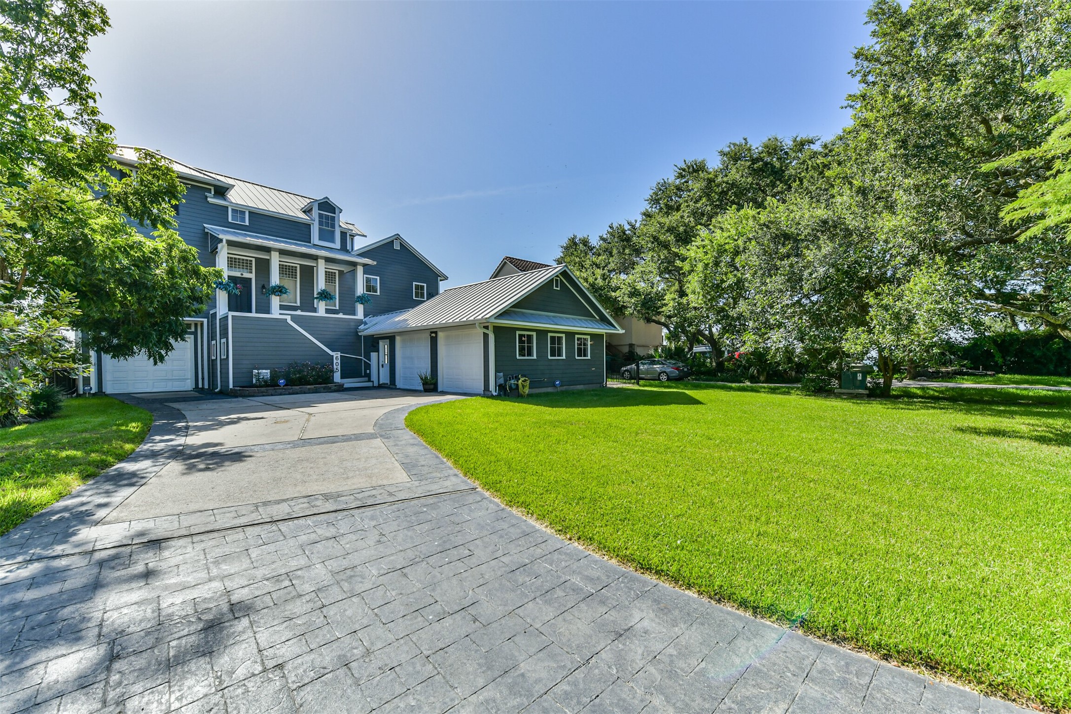 605 Quintana Roo Place Property Photo 5