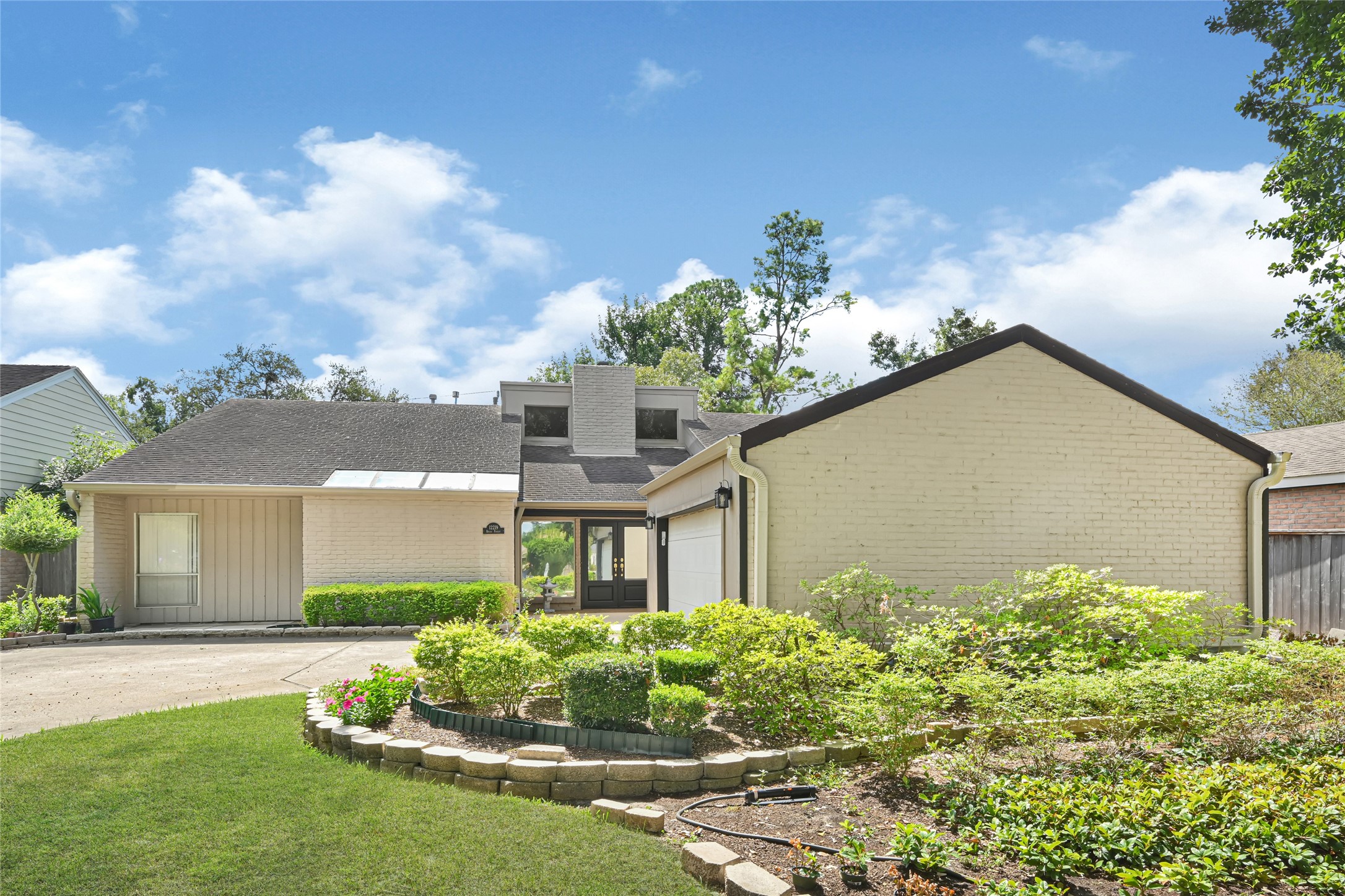 12219 Briar Forest Drive Property Photo 1