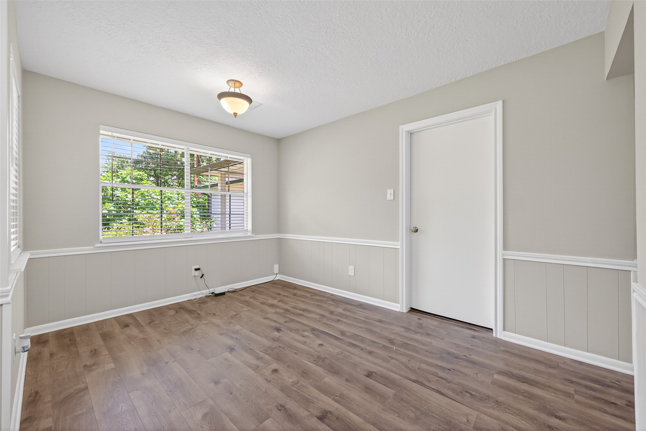 105 Glenmora Court Property Photo 14