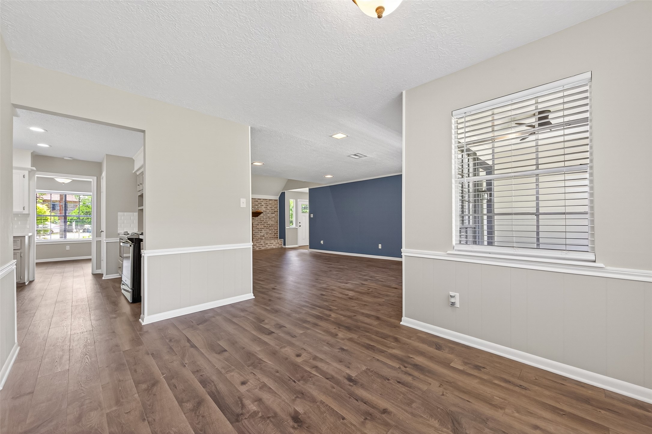 105 Glenmora Court Property Photo 15
