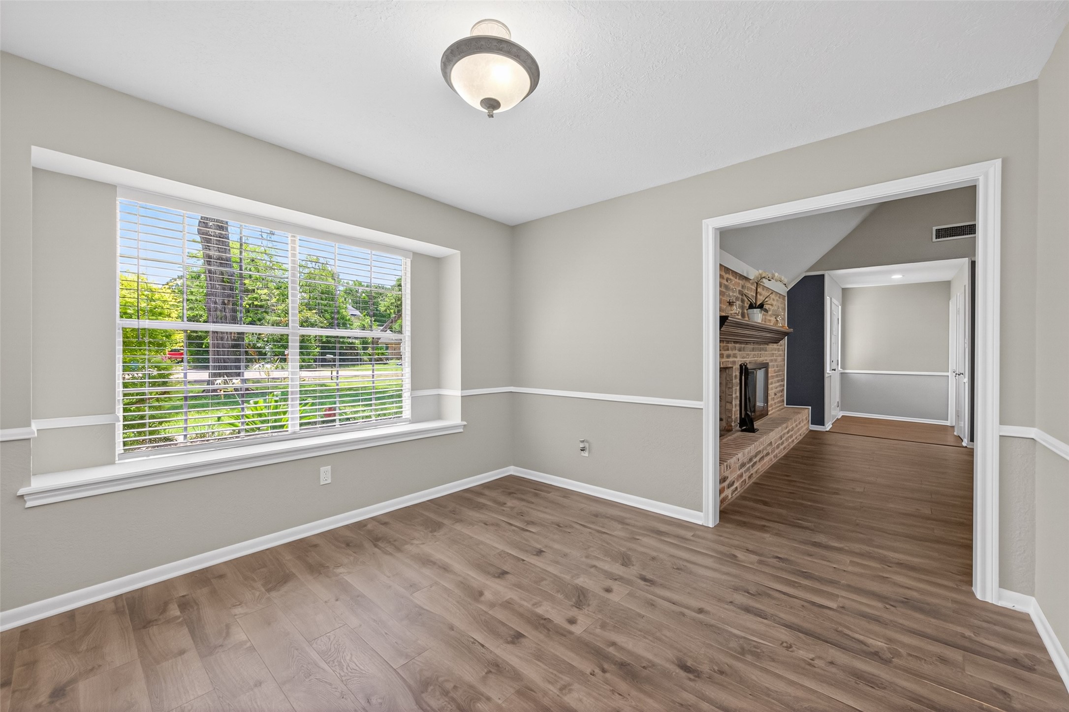 105 Glenmora Court Property Photo 22