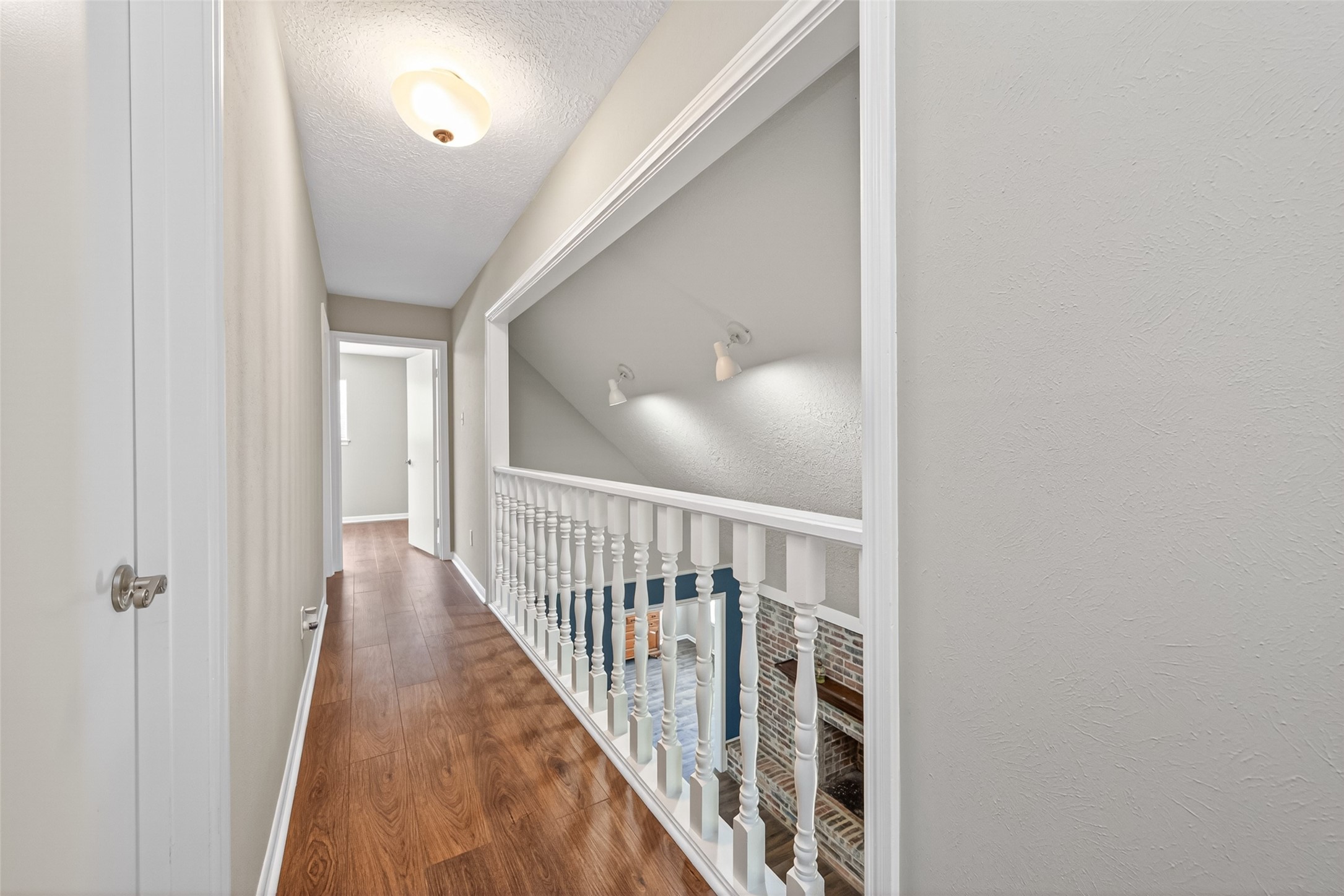 105 Glenmora Court Property Photo 34