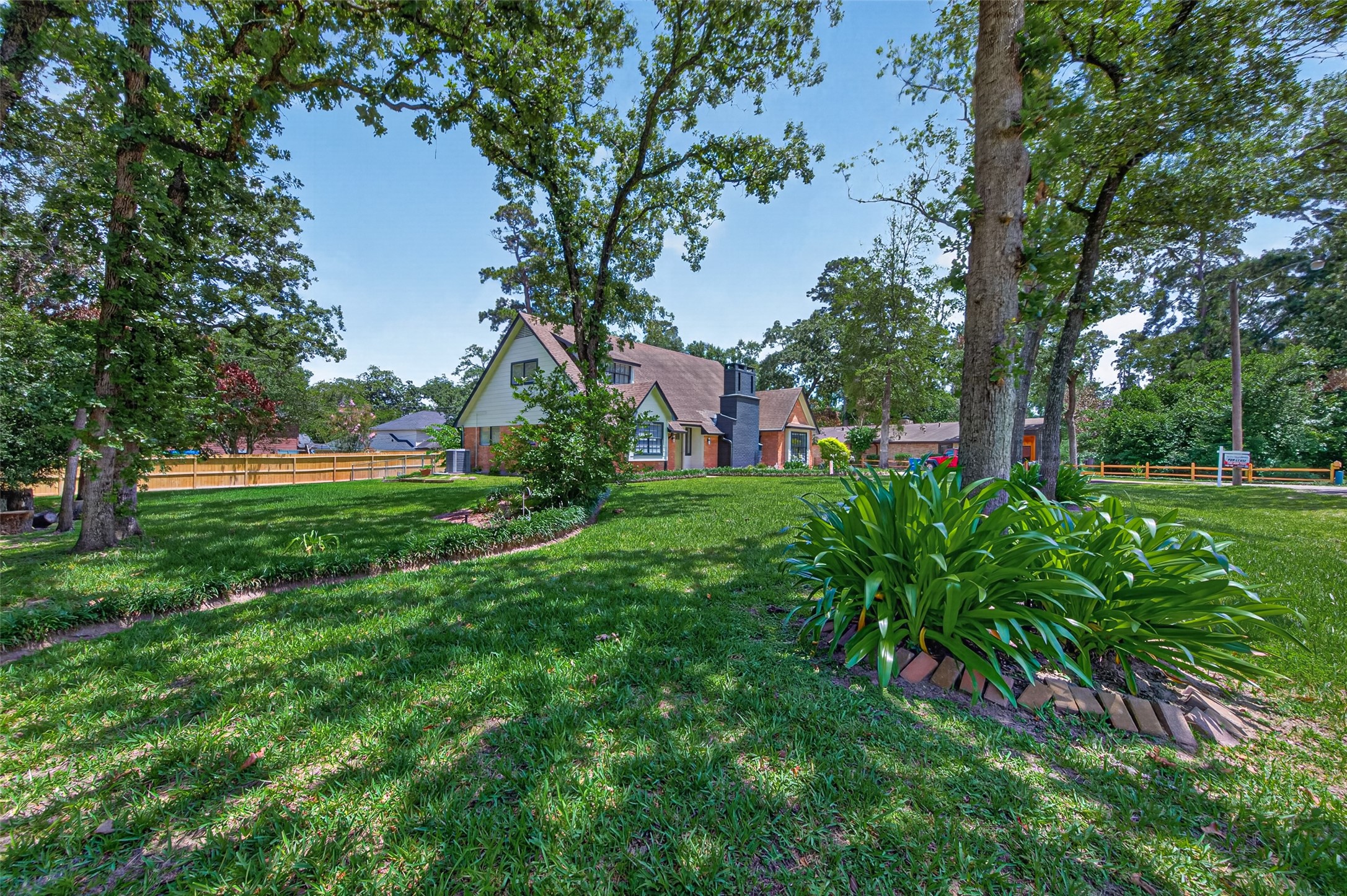 105 Glenmora Court Property Photo 50