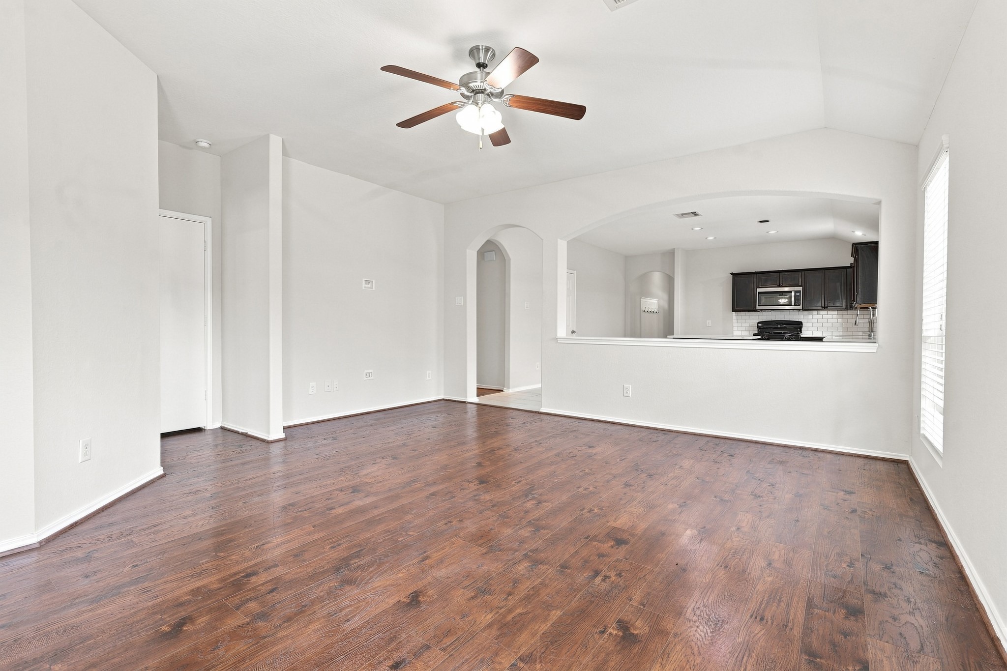 2913 Landing Edge Lane Property Photo 15