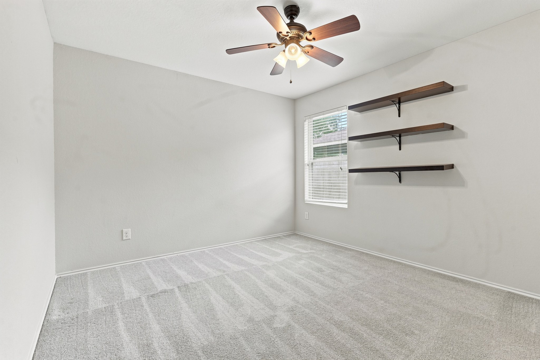 2913 Landing Edge Lane Property Photo 17