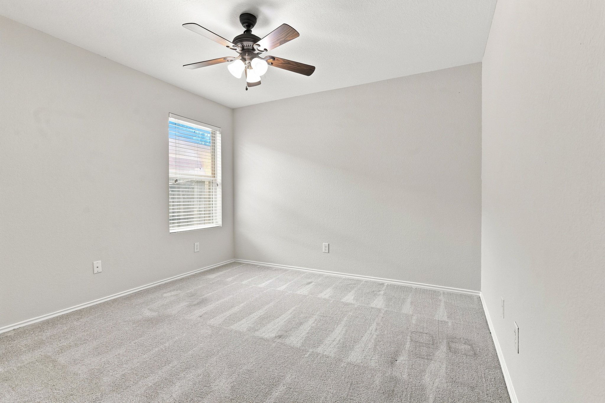 2913 Landing Edge Lane Property Photo 18