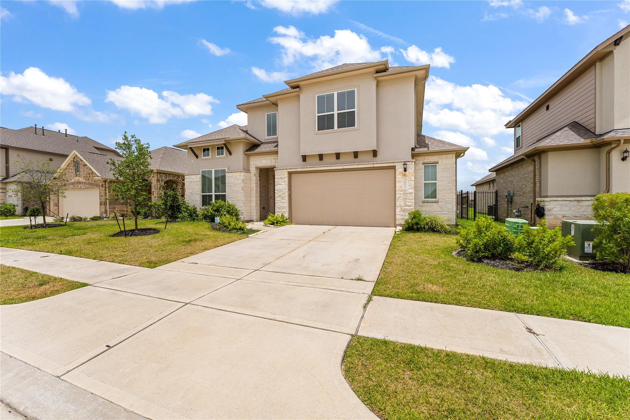 24014 Corinaldo Court Property Photo 3