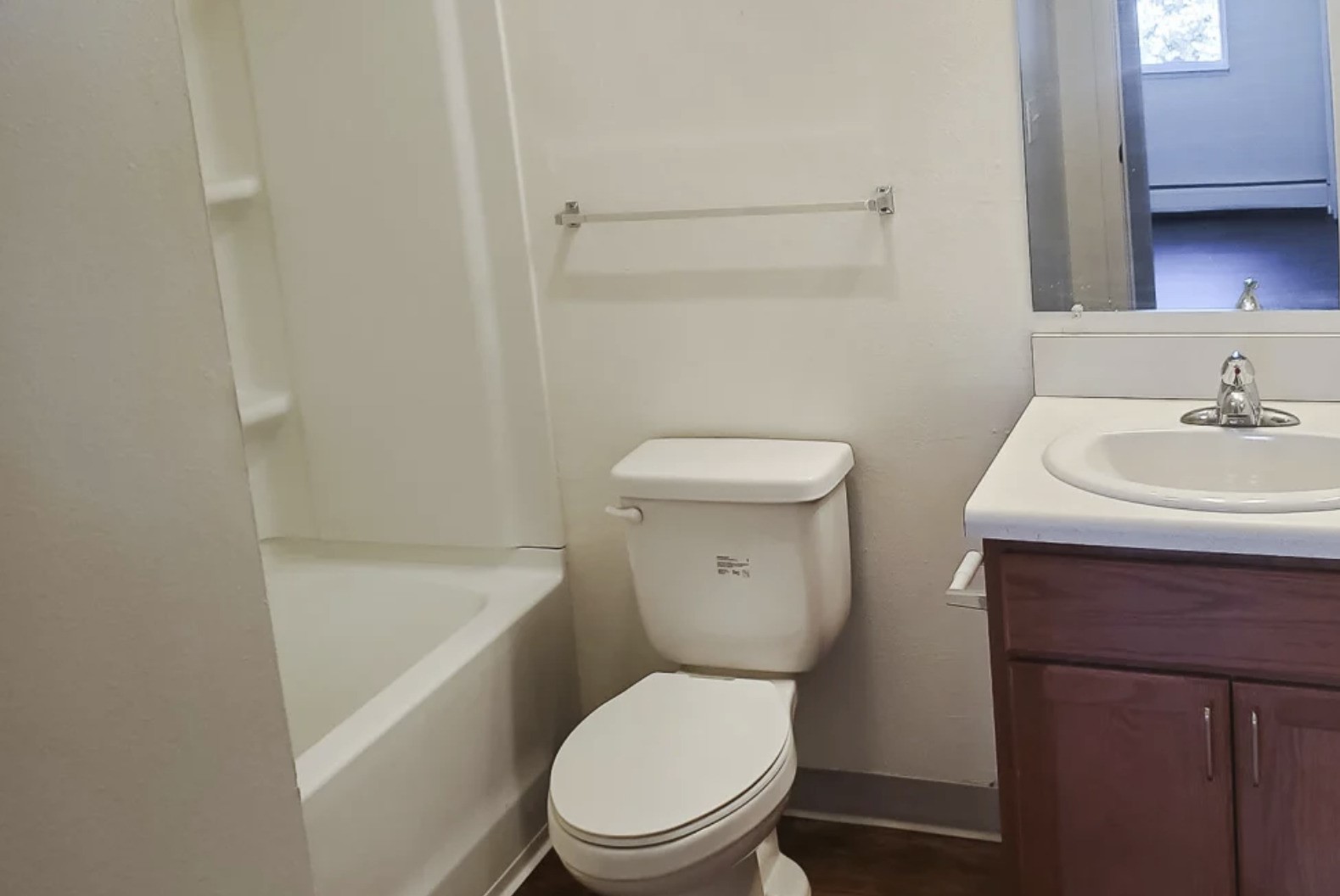3796 S Ravenna Road Property Photo 6