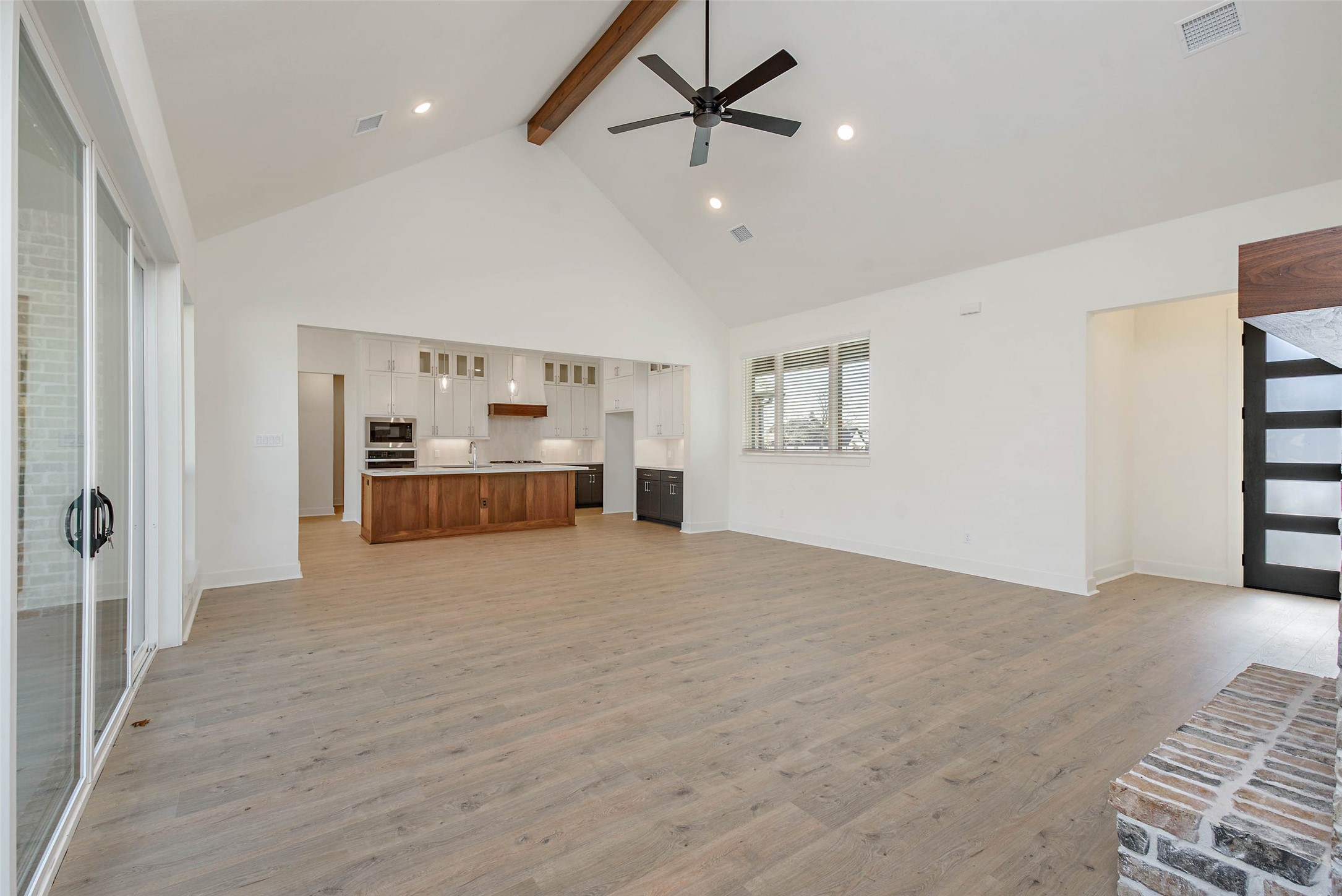 10414 Cornwall Property Photo 8