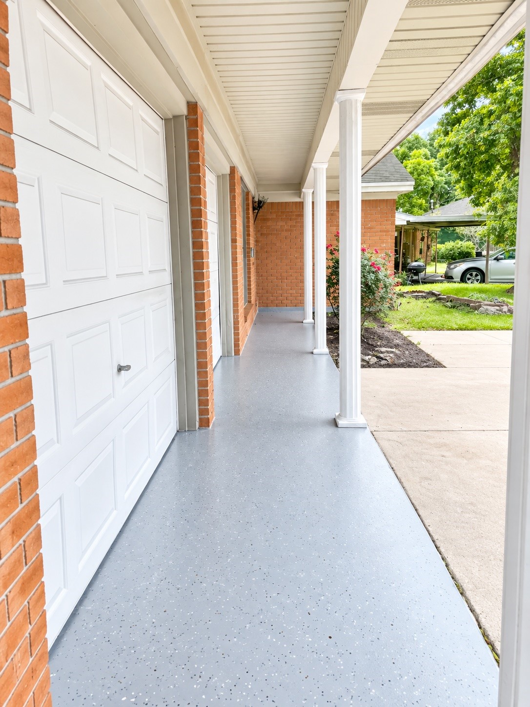 10807 Safeguard Street Property Photo 4