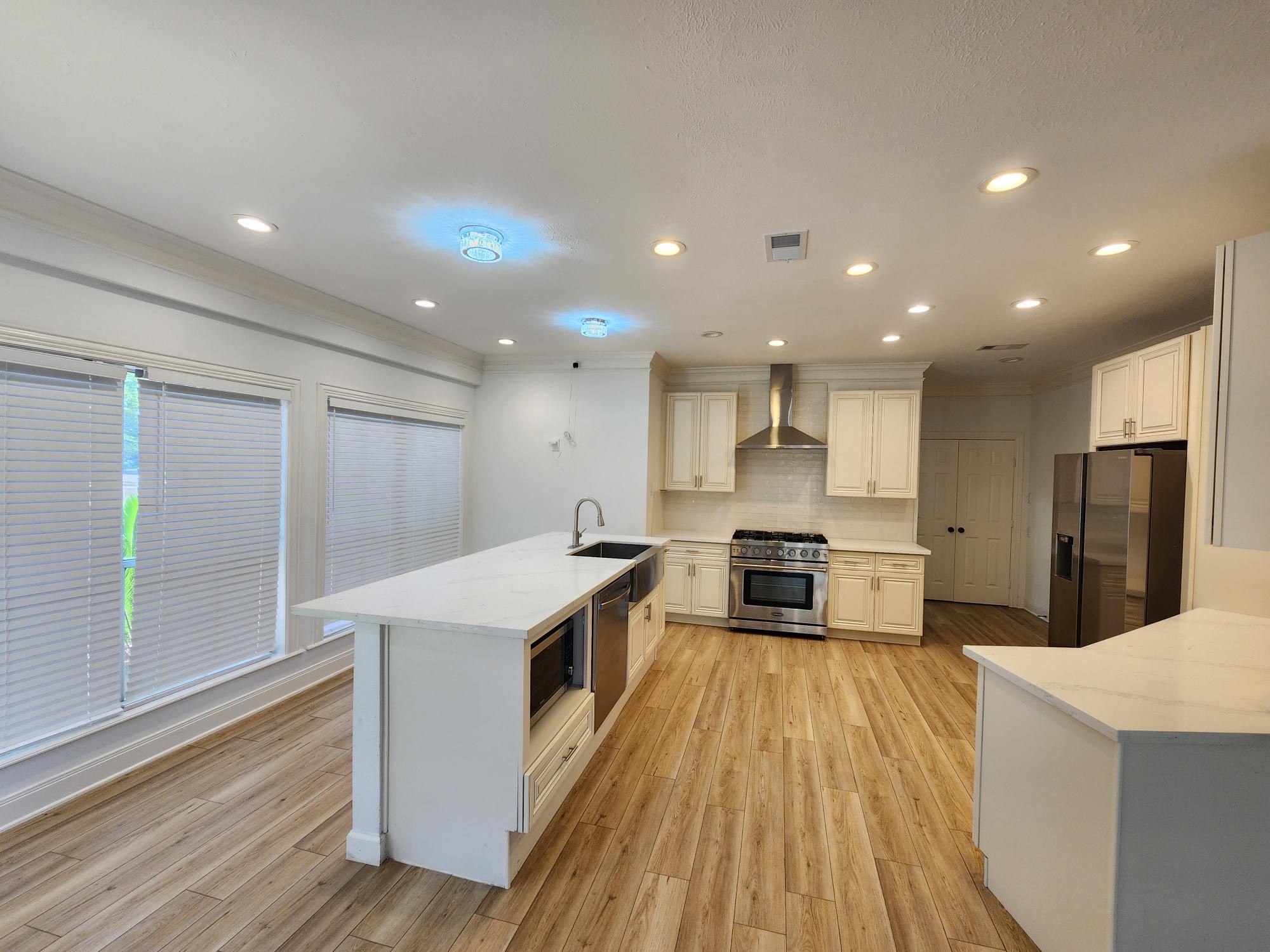 27330 Afton Way Property Photo 4