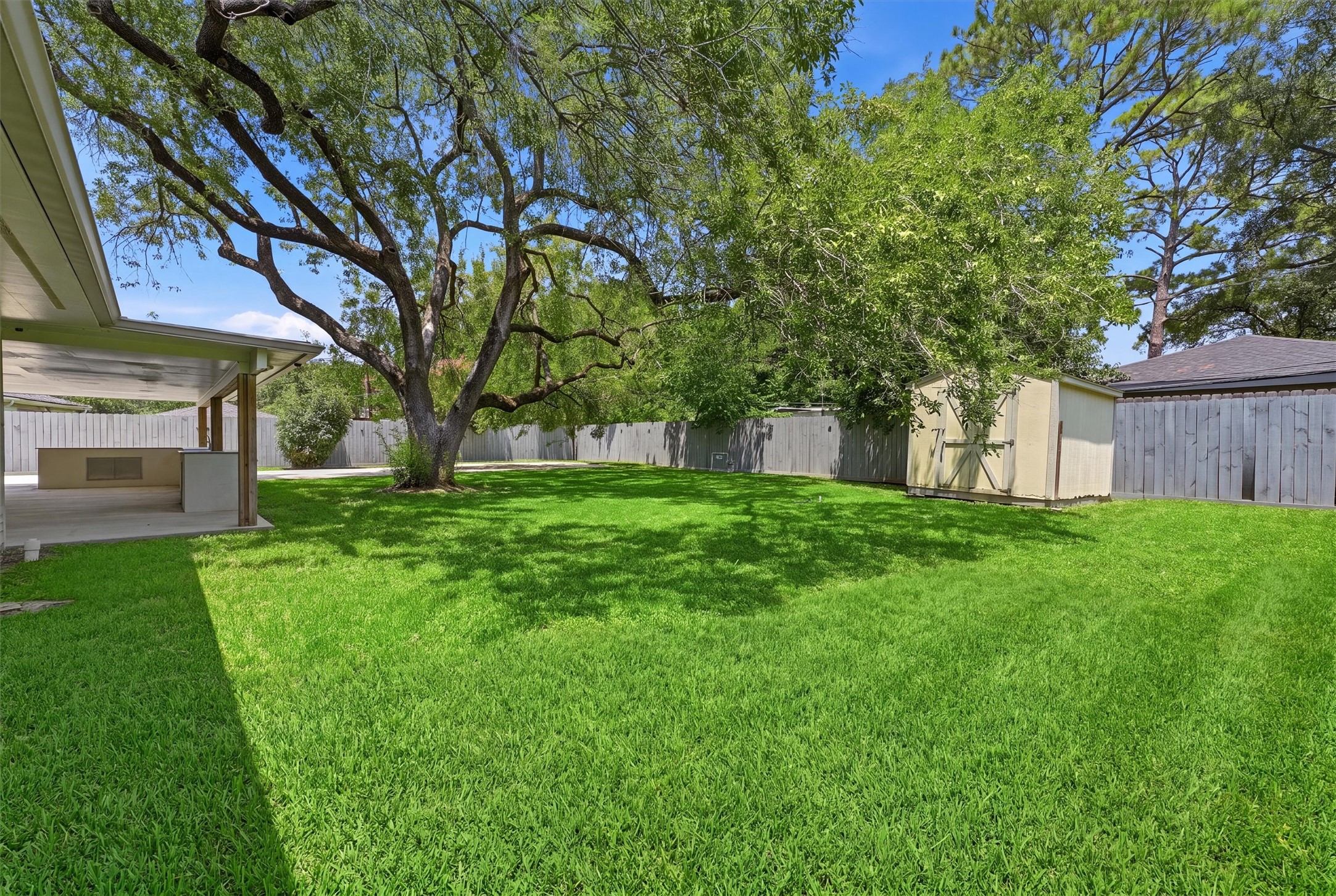 11907 Renwick Drive Property Photo 18