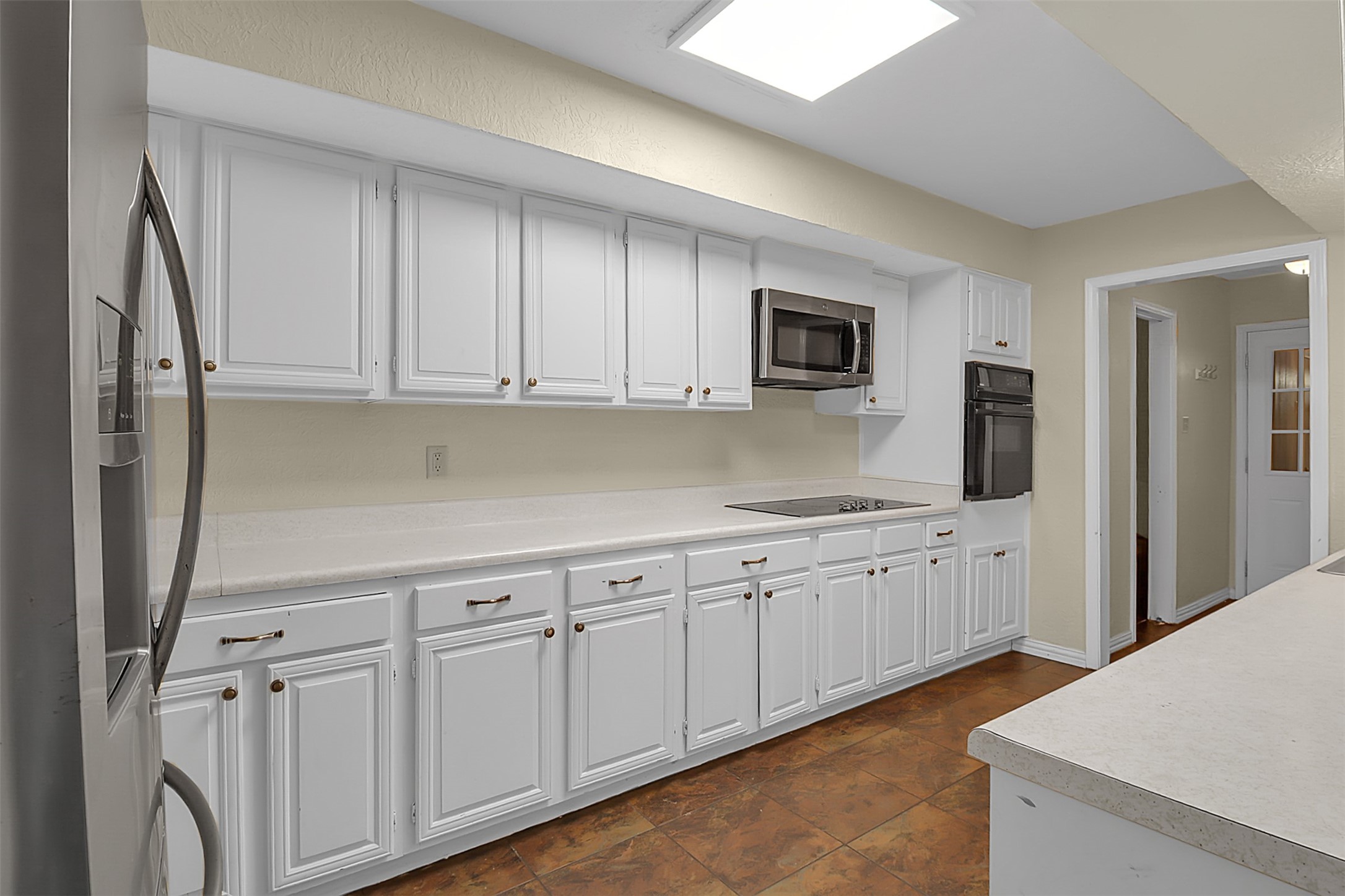 1304 Ward Road 5 Property Photo 3