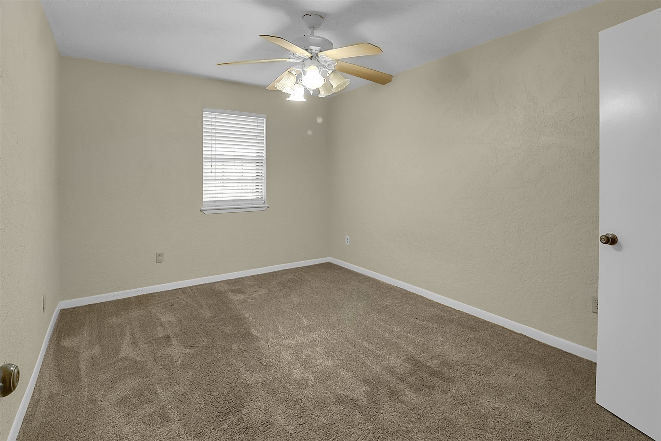 1304 Ward Road 5 Property Photo 15