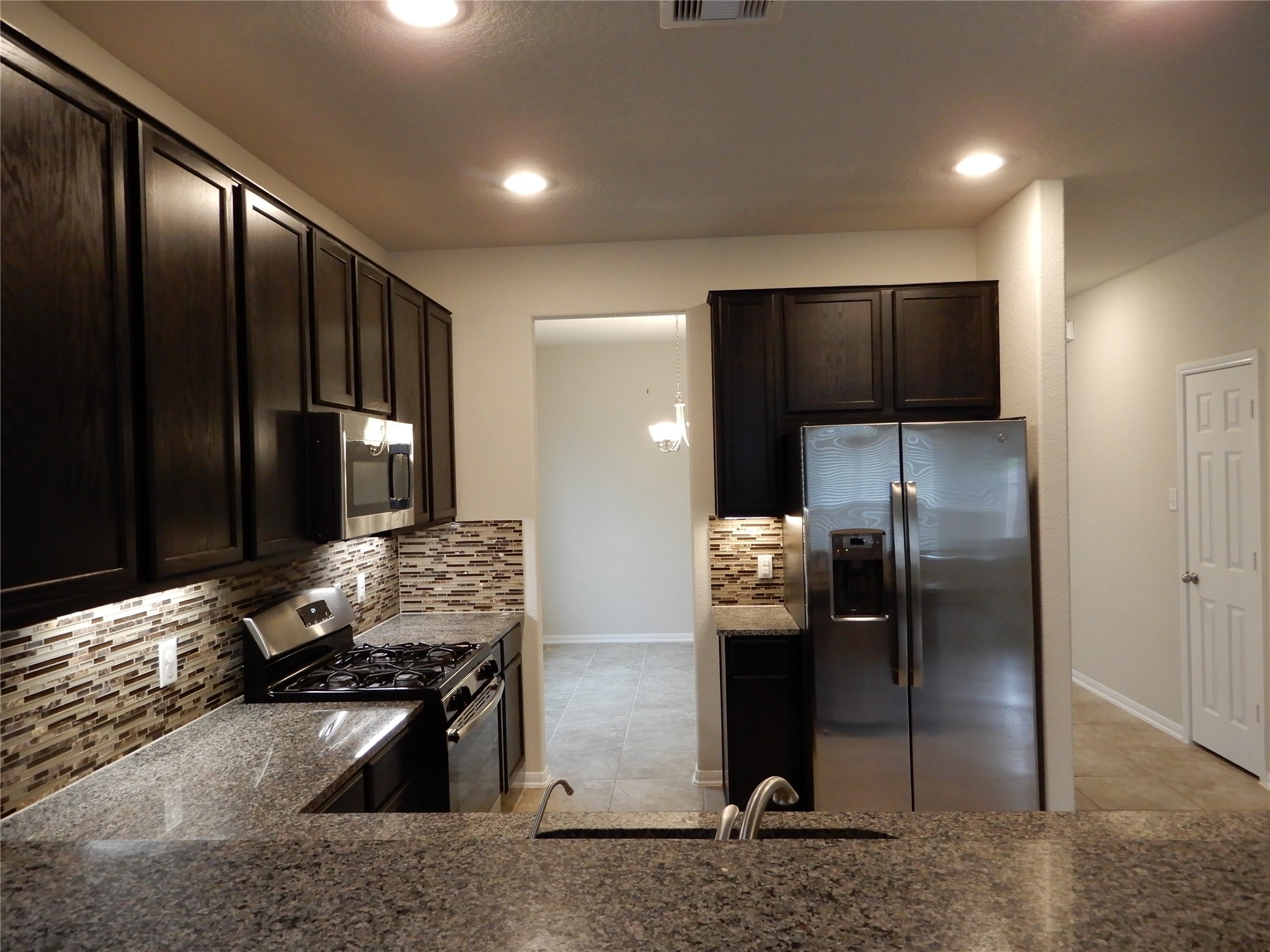 12258 Chestnut Clearing Trail Property Photo 4