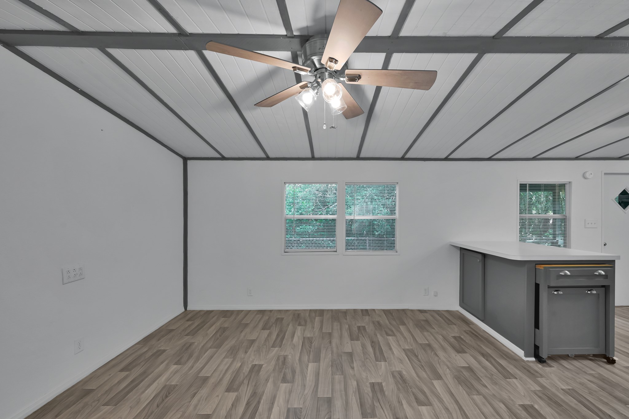 6432 Longmire Road Property Photo 10
