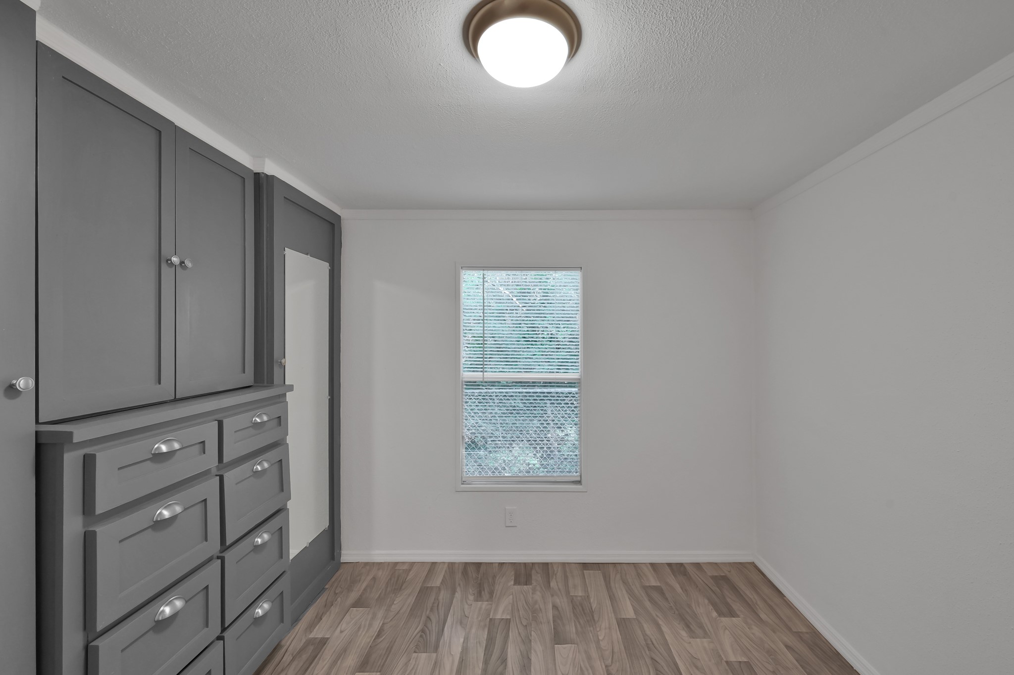 6432 Longmire Road Property Photo 12