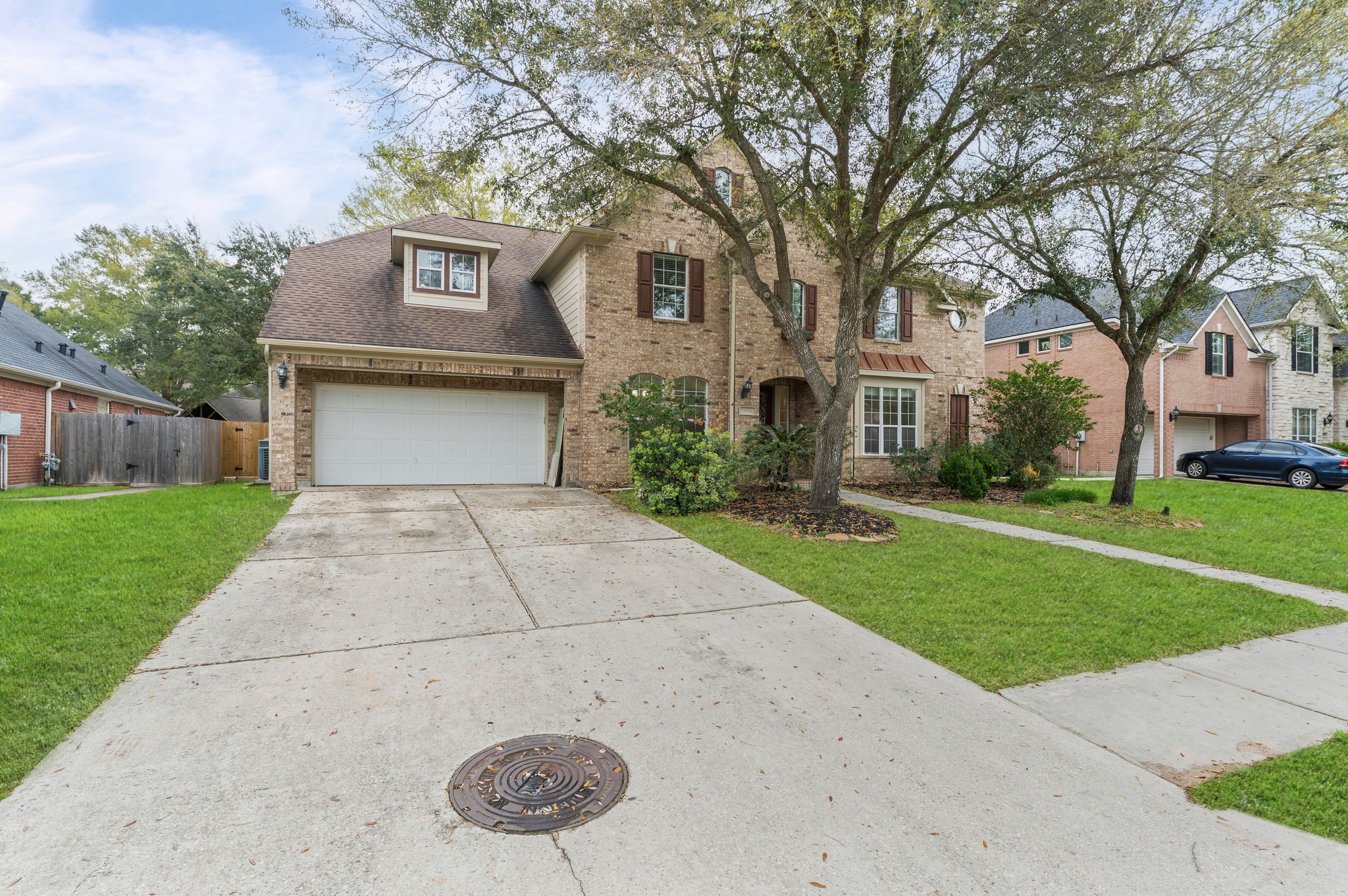 15514 Stable Park Drive Property Photo 2