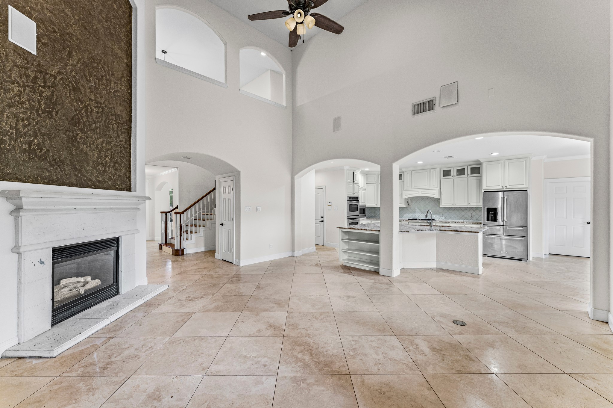 15514 Stable Park Drive Property Photo 16