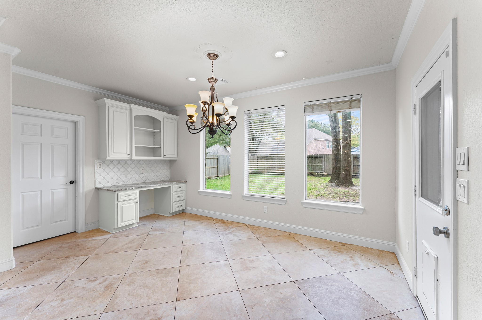 15514 Stable Park Drive Property Photo 21
