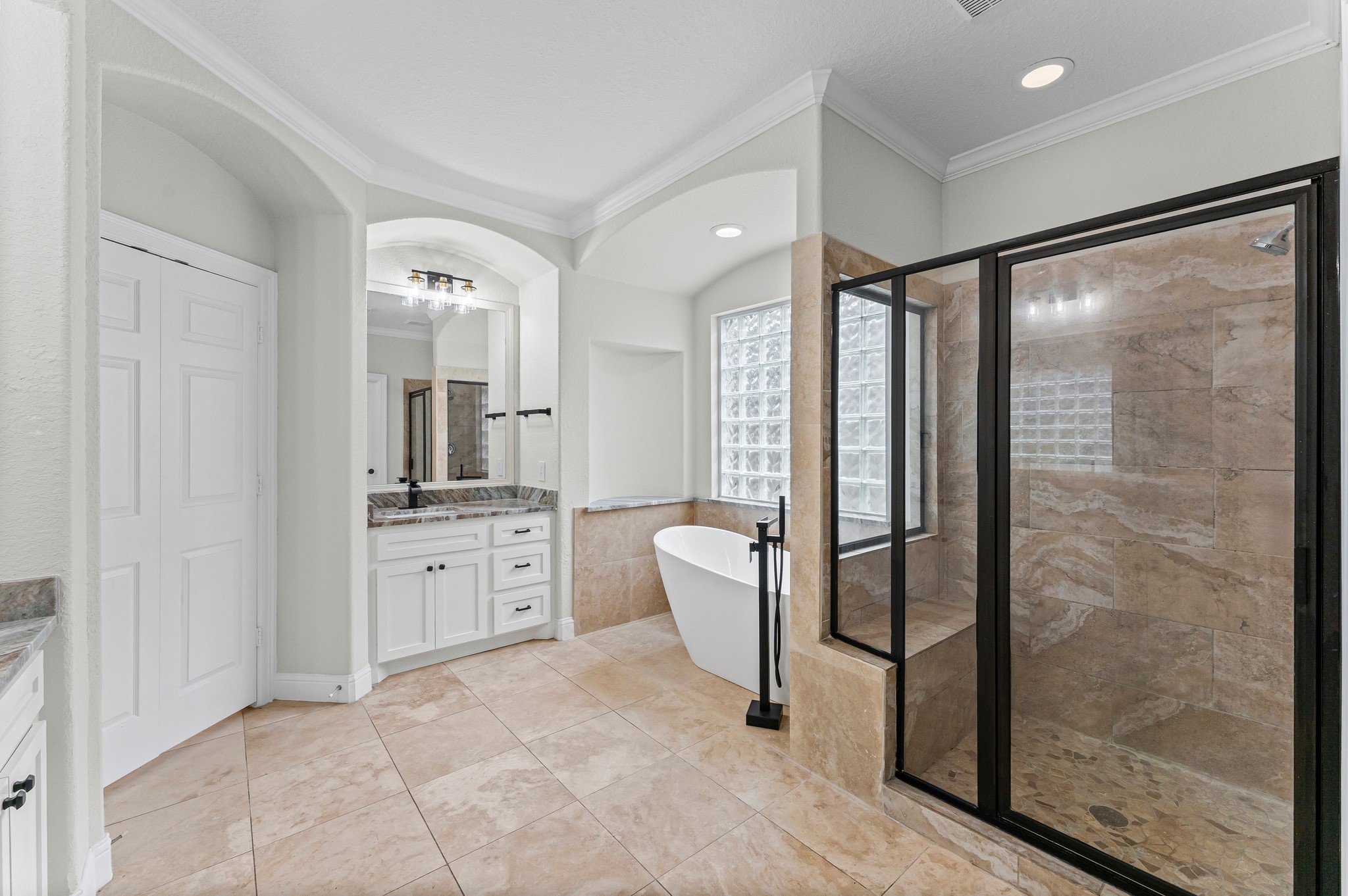 15514 Stable Park Drive Property Photo 29