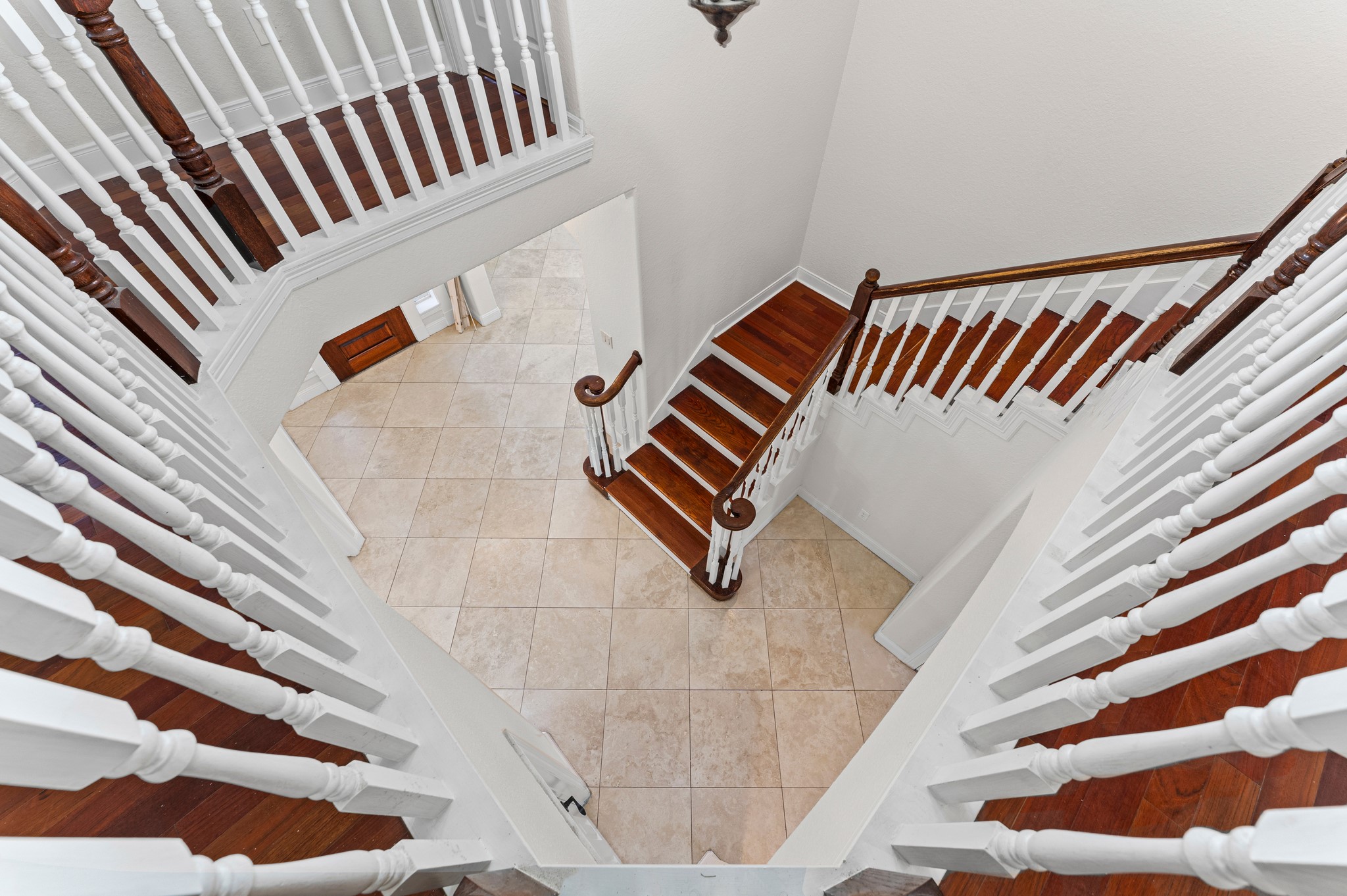 15514 Stable Park Drive Property Photo 41
