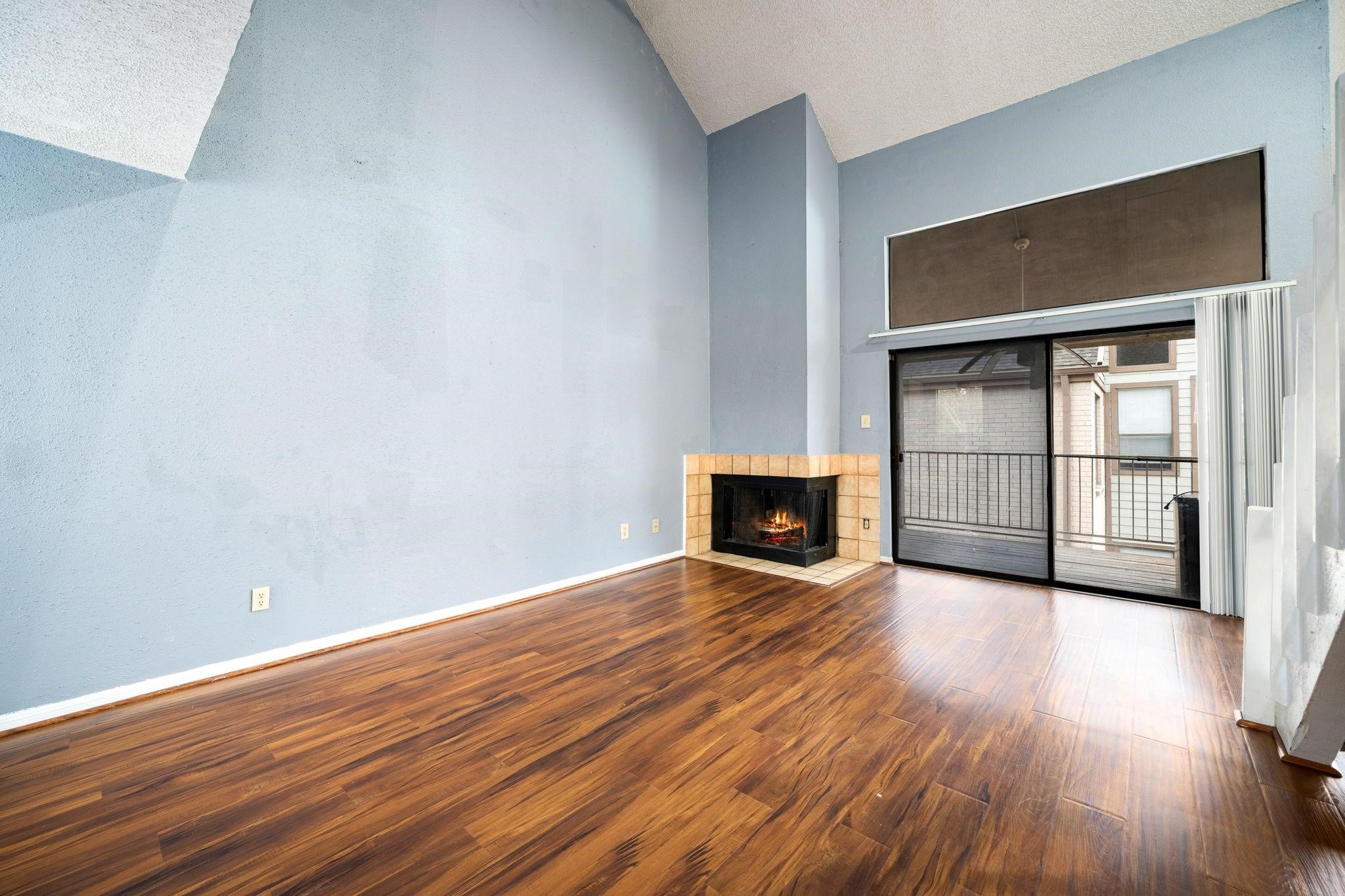 8359 Sands Point Drive 218 Property Photo 4