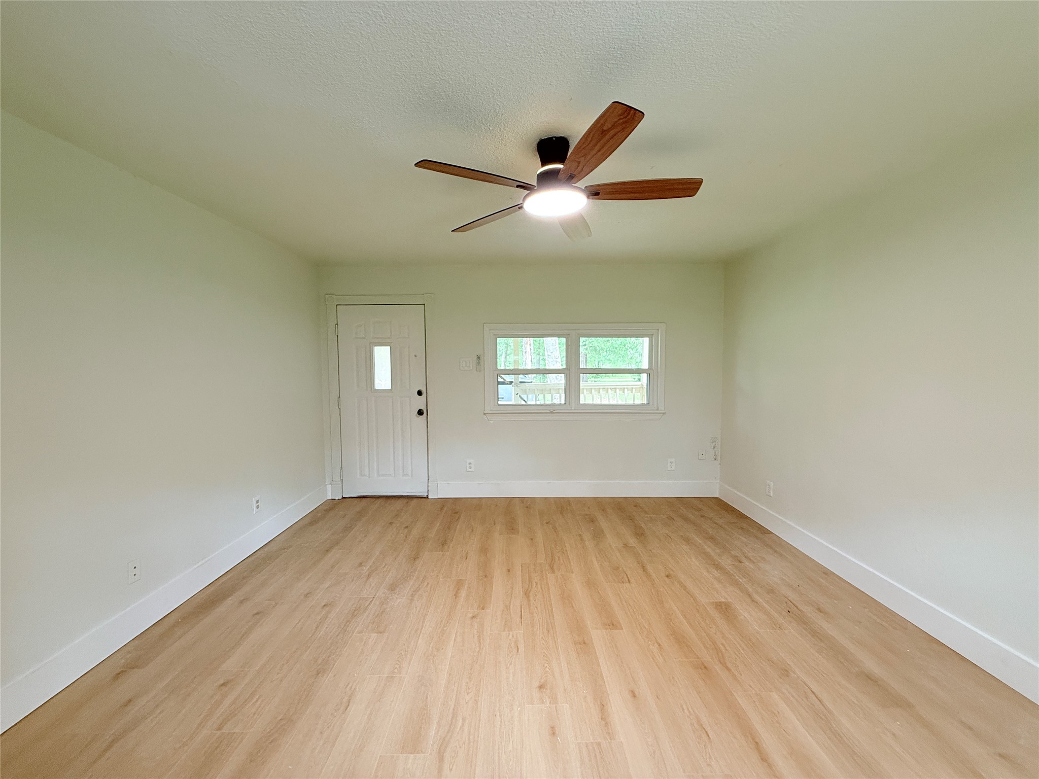 344 County Road 3310 Property Photo 1