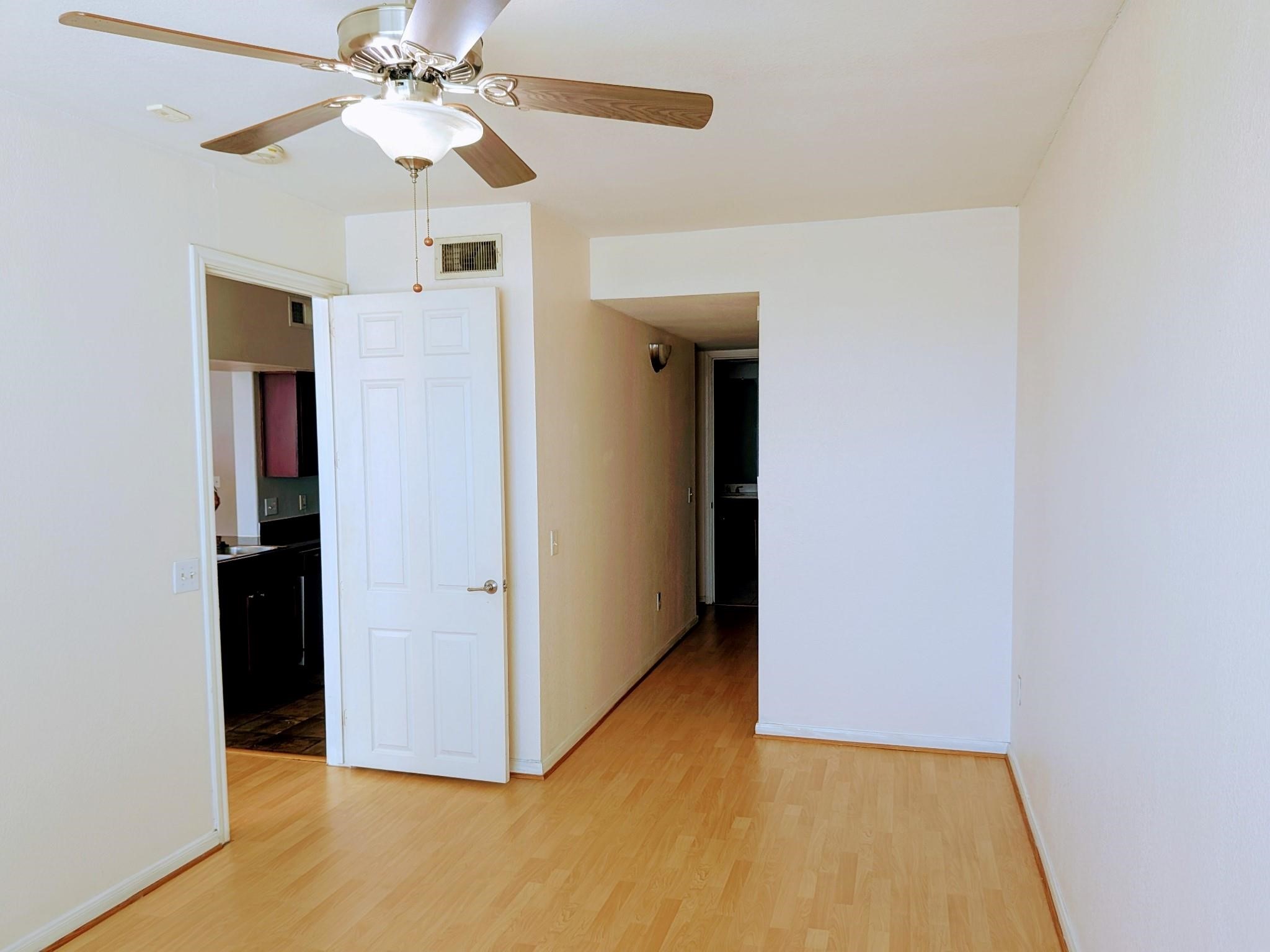 7575 Kirby Drive 2416 Property Photo 4