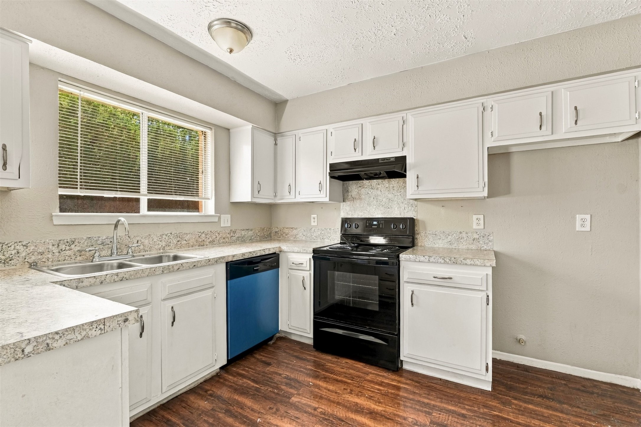 4530 Enchantedgate Drive Property Photo 5
