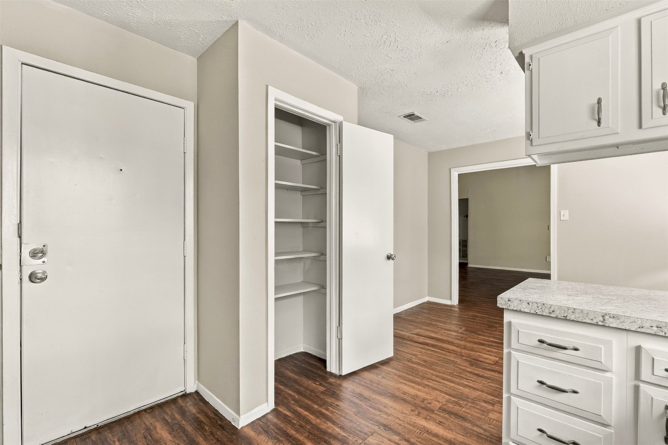 4530 Enchantedgate Drive Property Photo 7