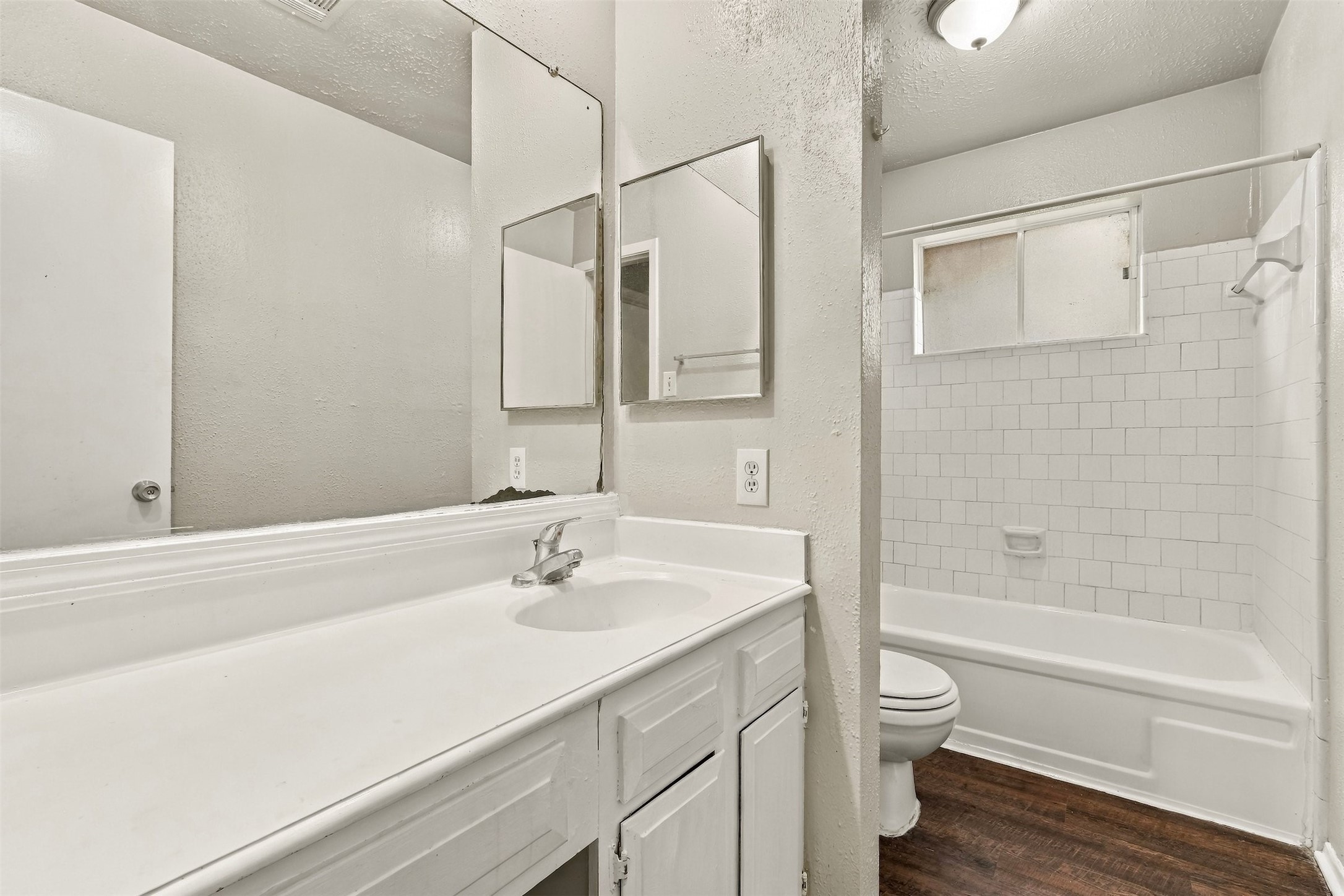 4530 Enchantedgate Drive Property Photo 10