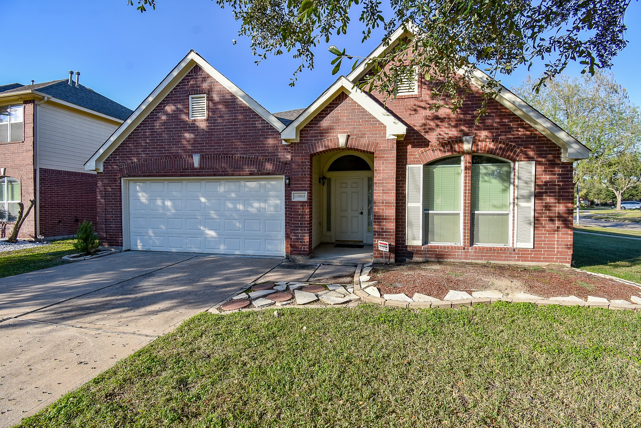 20802 Oak Rain Court Property Photo 1