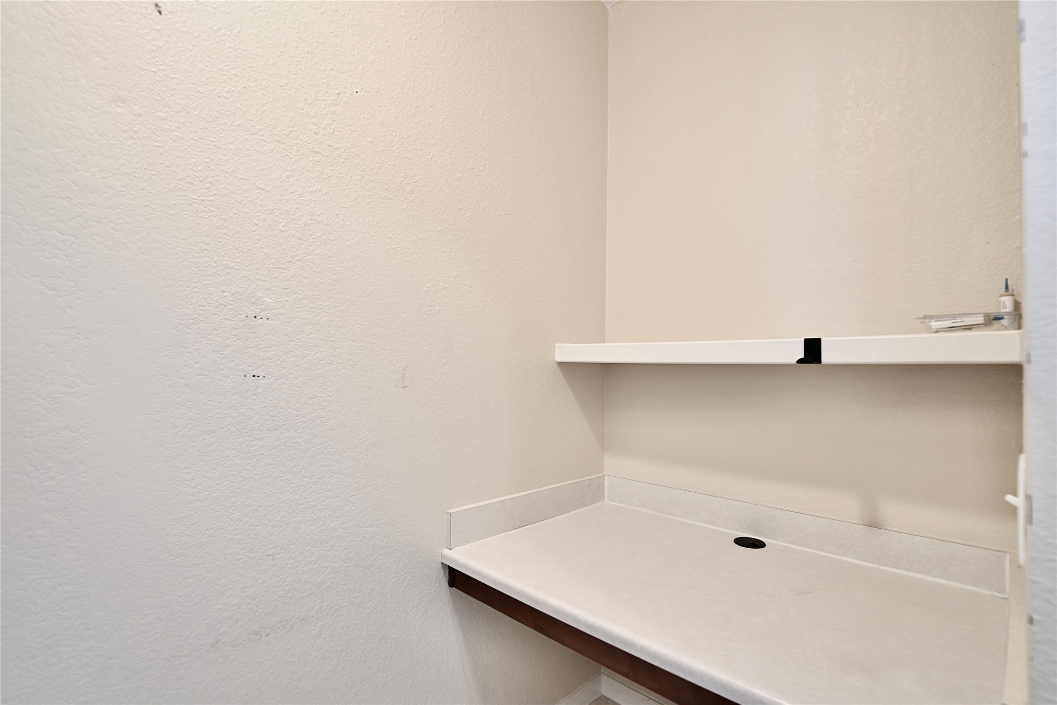7575 Kirby Drive 1410 Property Photo 3