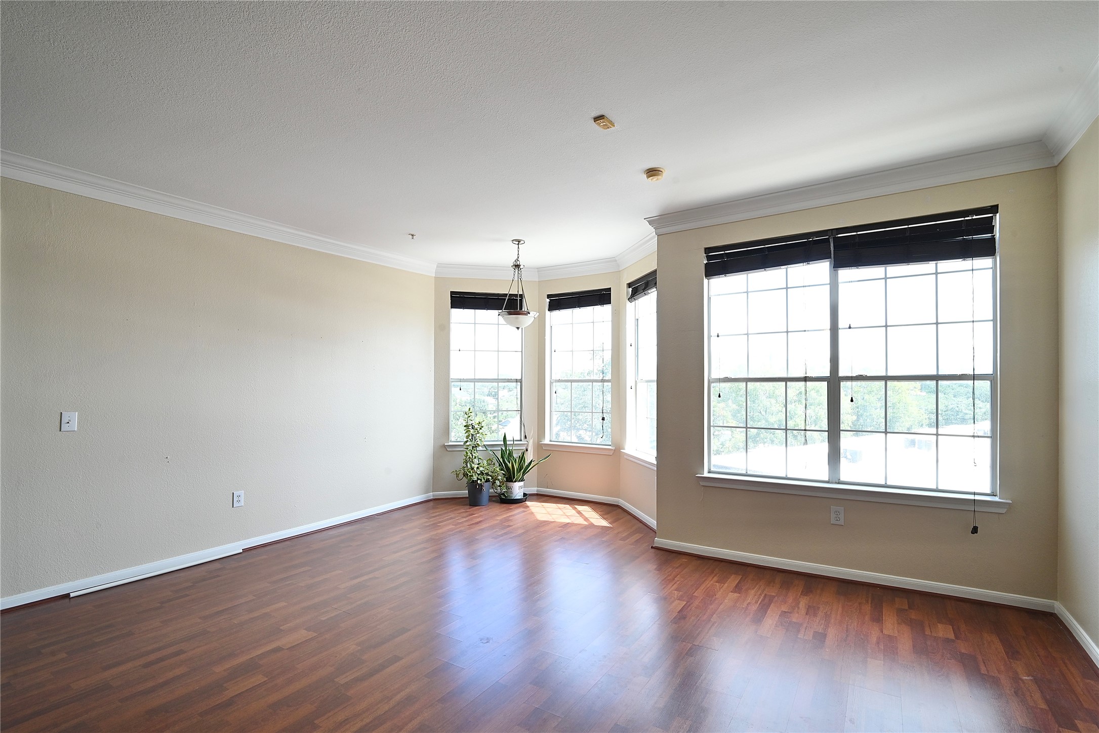 7575 Kirby Drive 1410 Property Photo 6