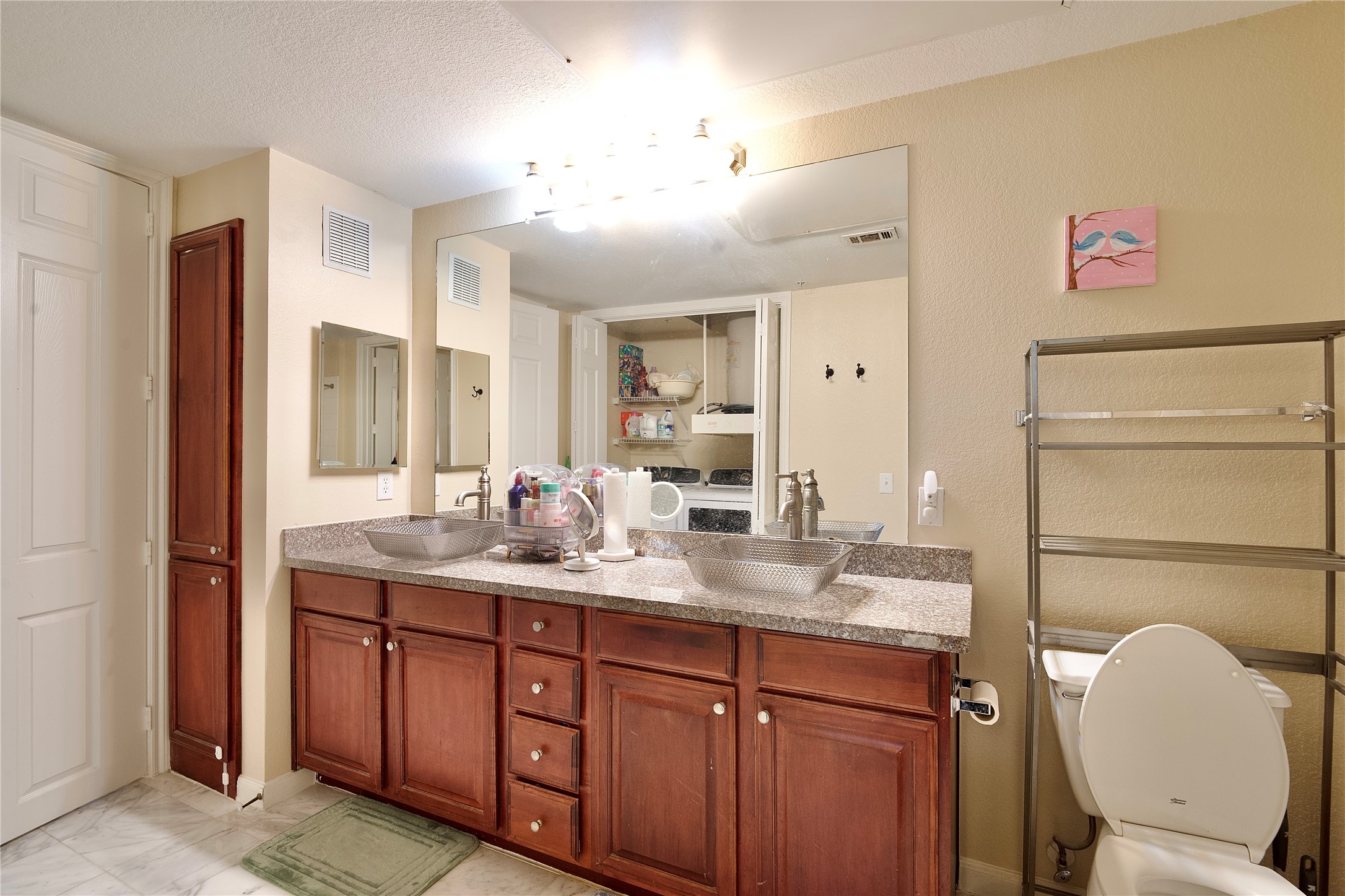 7575 Kirby Drive 1410 Property Photo 9