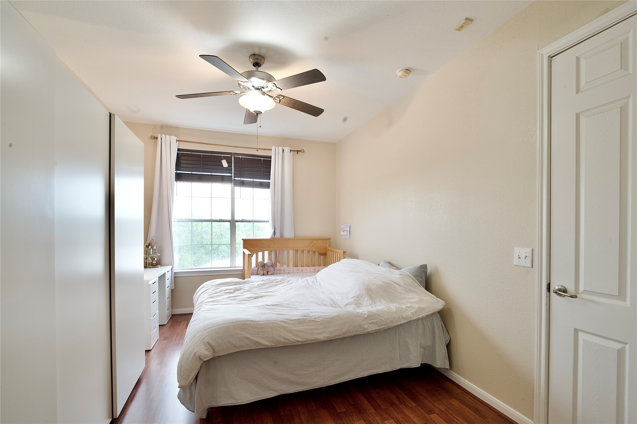 7575 Kirby Drive 1410 Property Photo 13