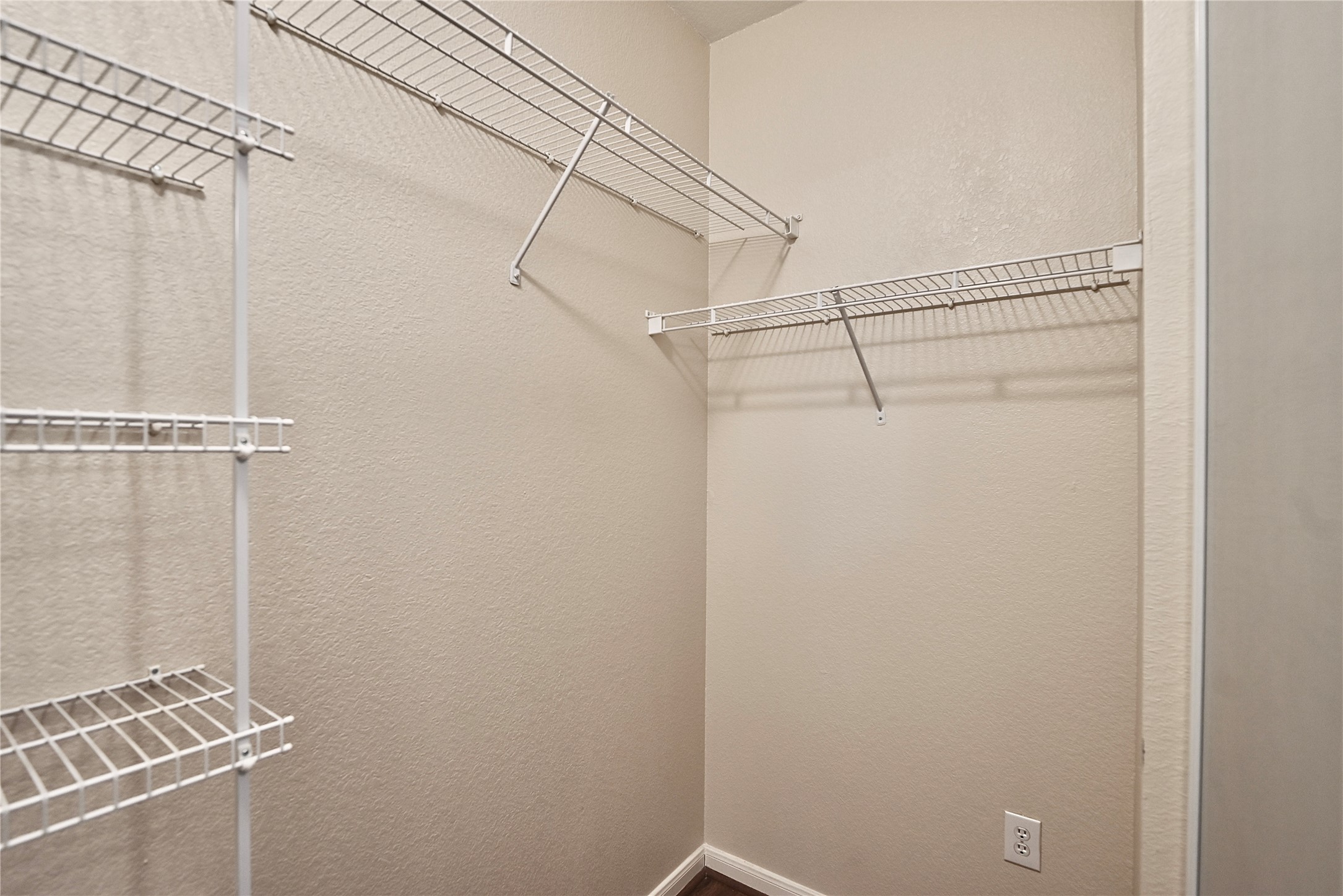 7575 Kirby Drive 1410 Property Photo 22