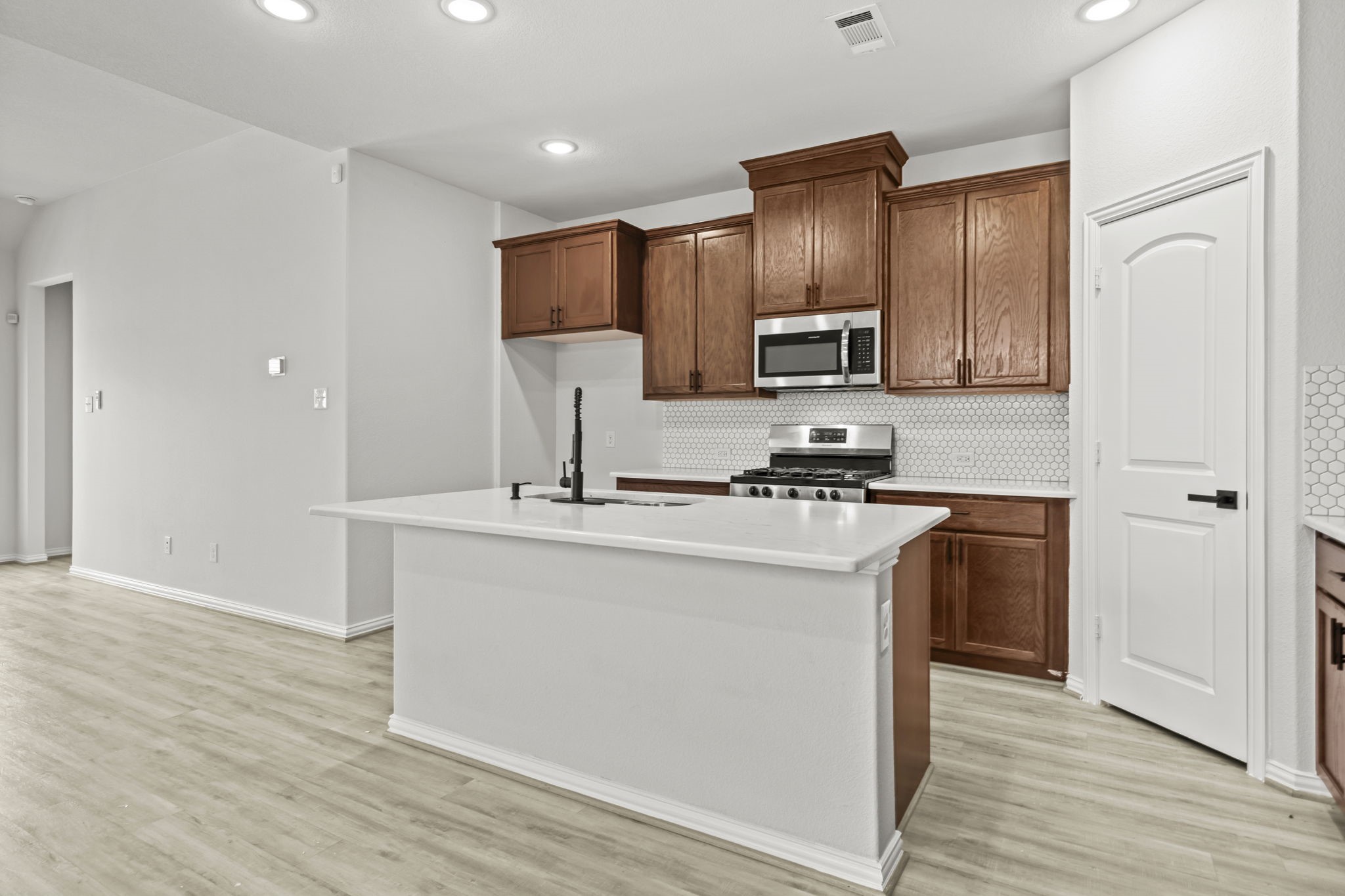 21406 Monterrico Bay Drive Property Photo 13