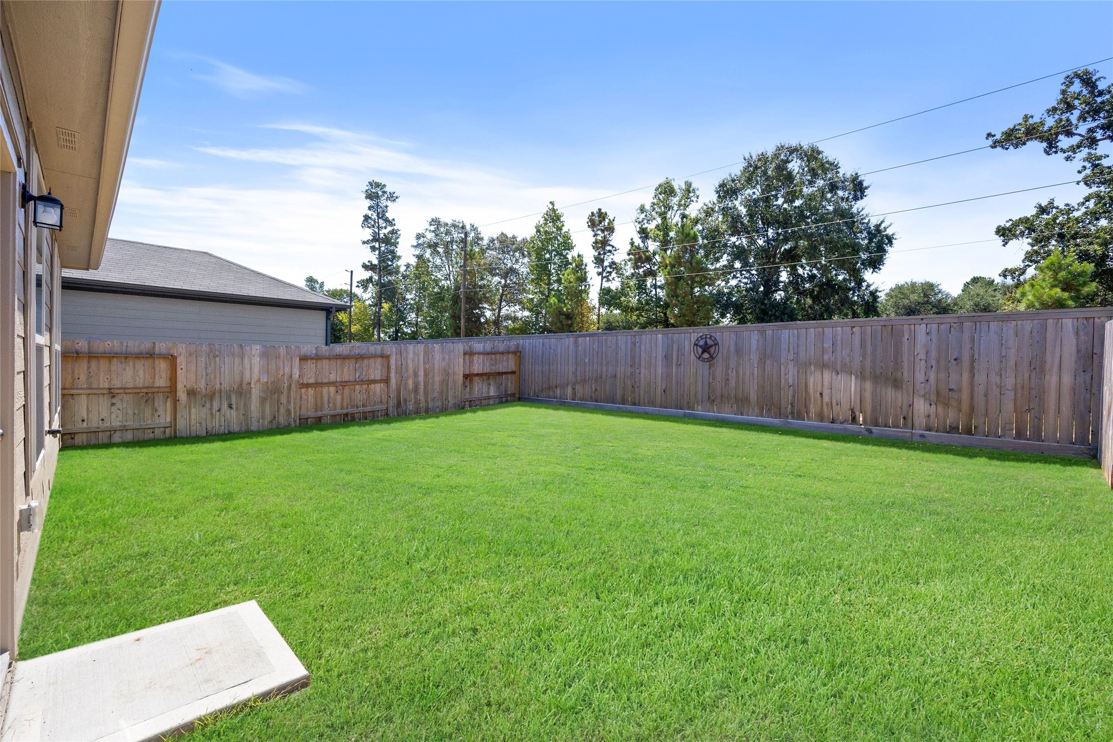 16956 Juniper Blossom Bend Property Photo 14