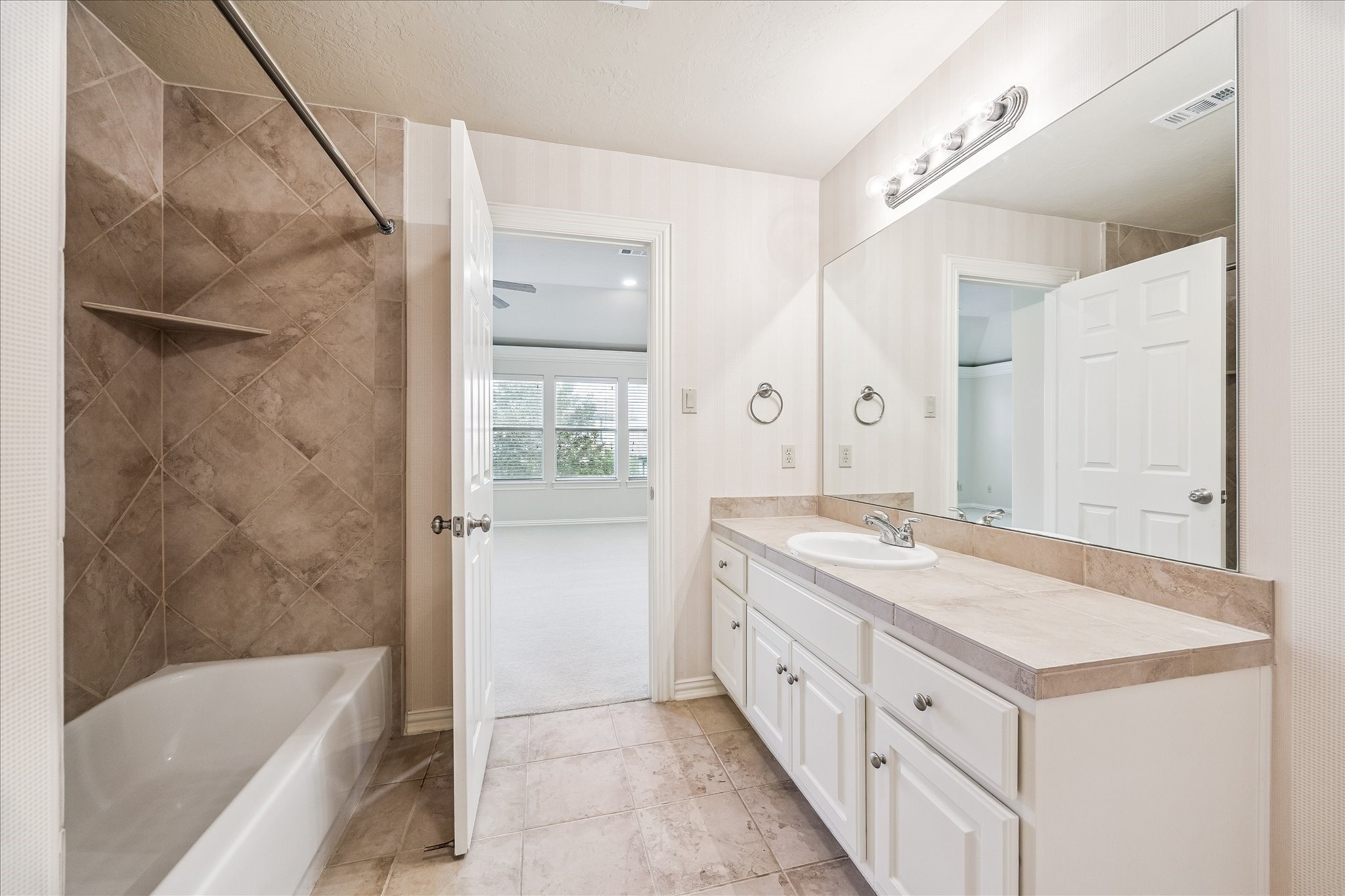 2210 Bywater Drive Property Photo 43