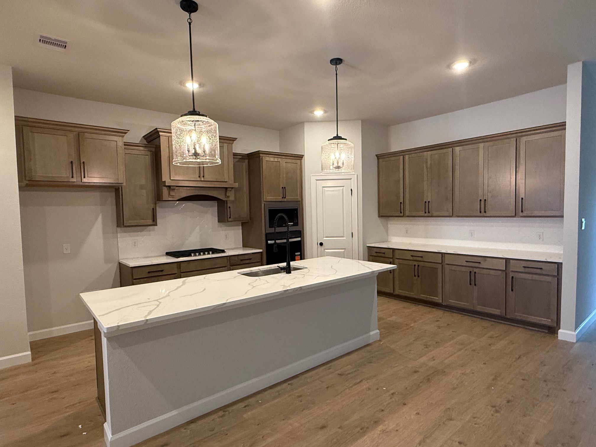 15072 Ty Marshall Court Property Photo 2