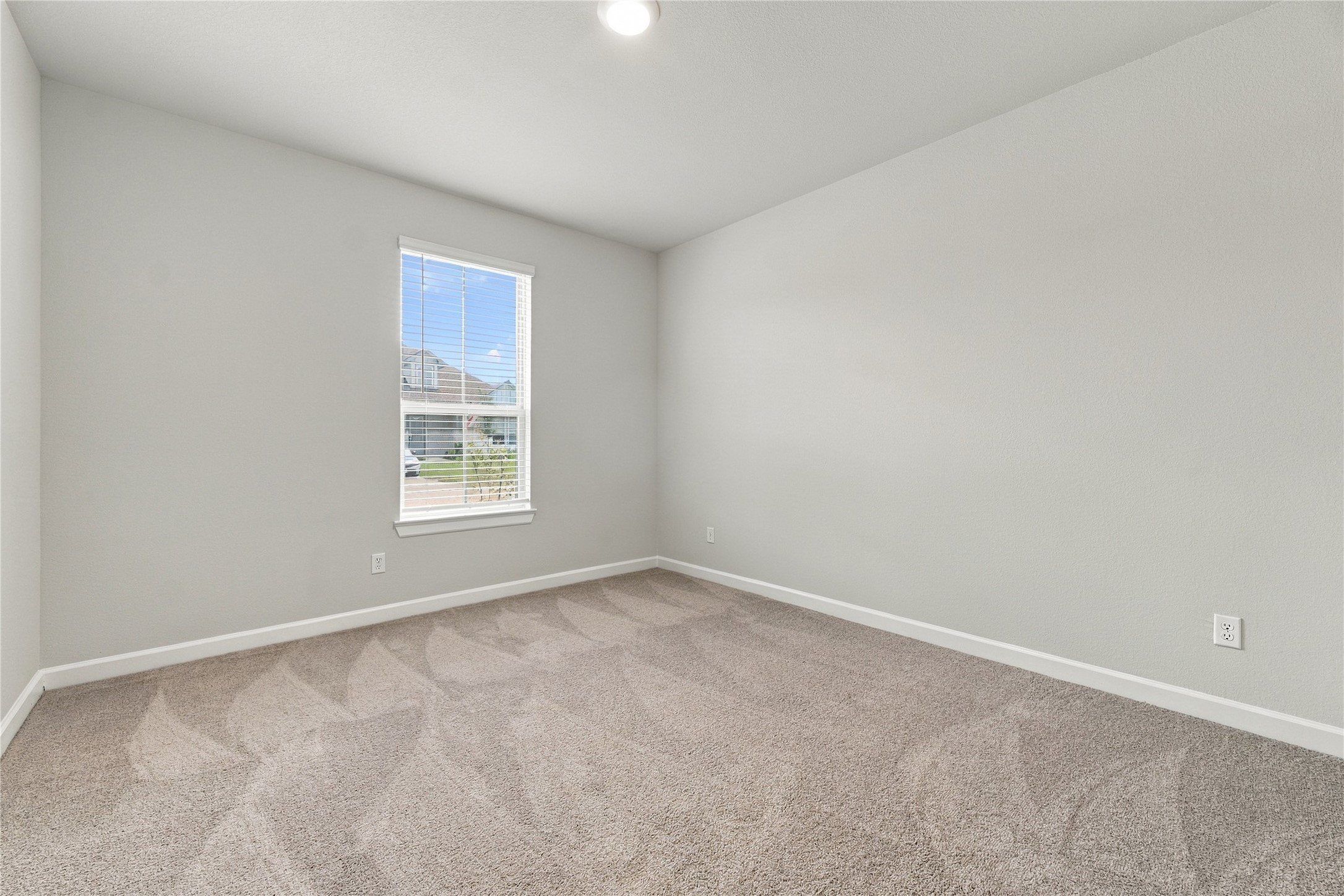 15072 Ty Marshall Court Property Photo 5