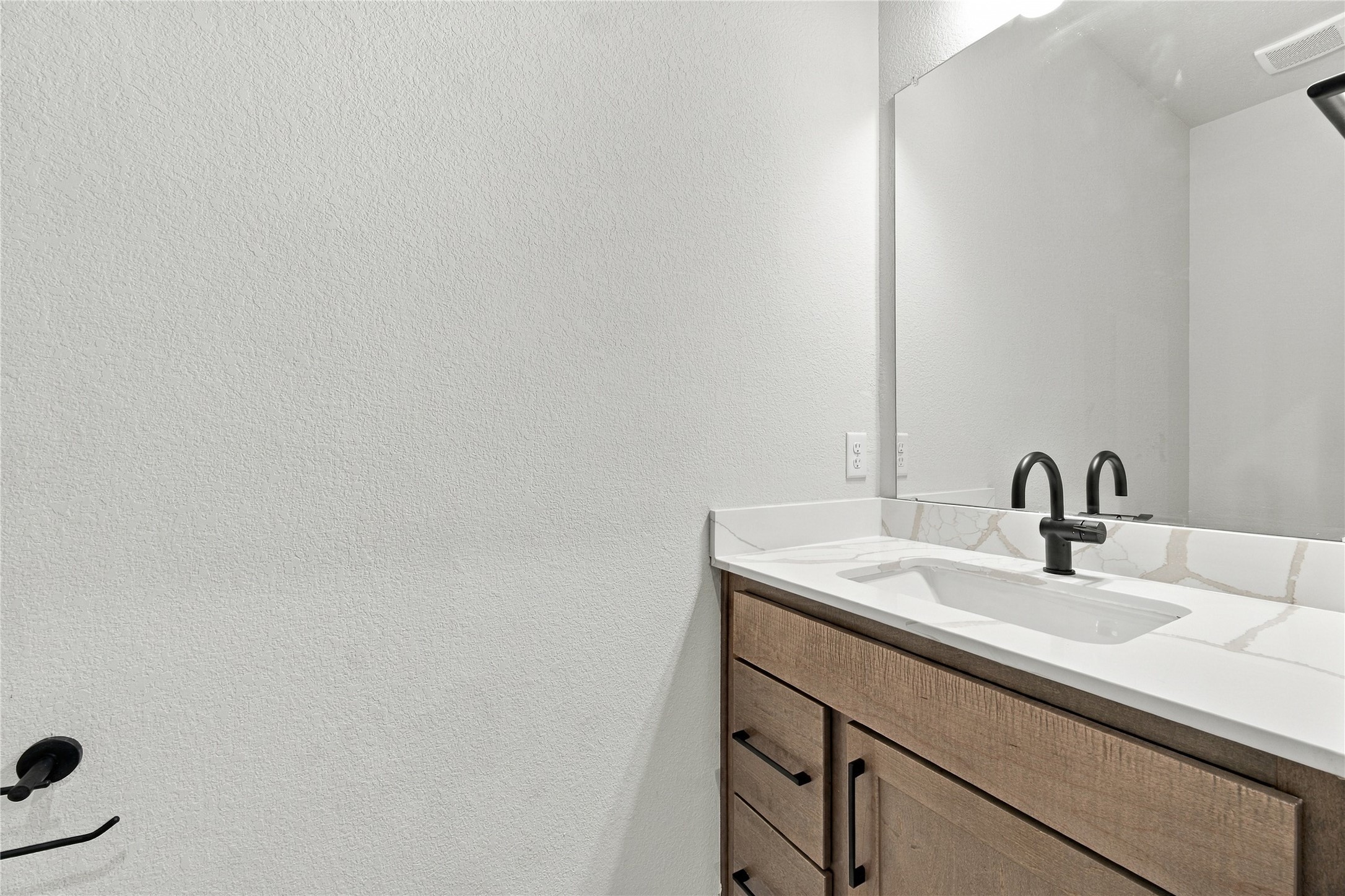 15072 Ty Marshall Court Property Photo 9