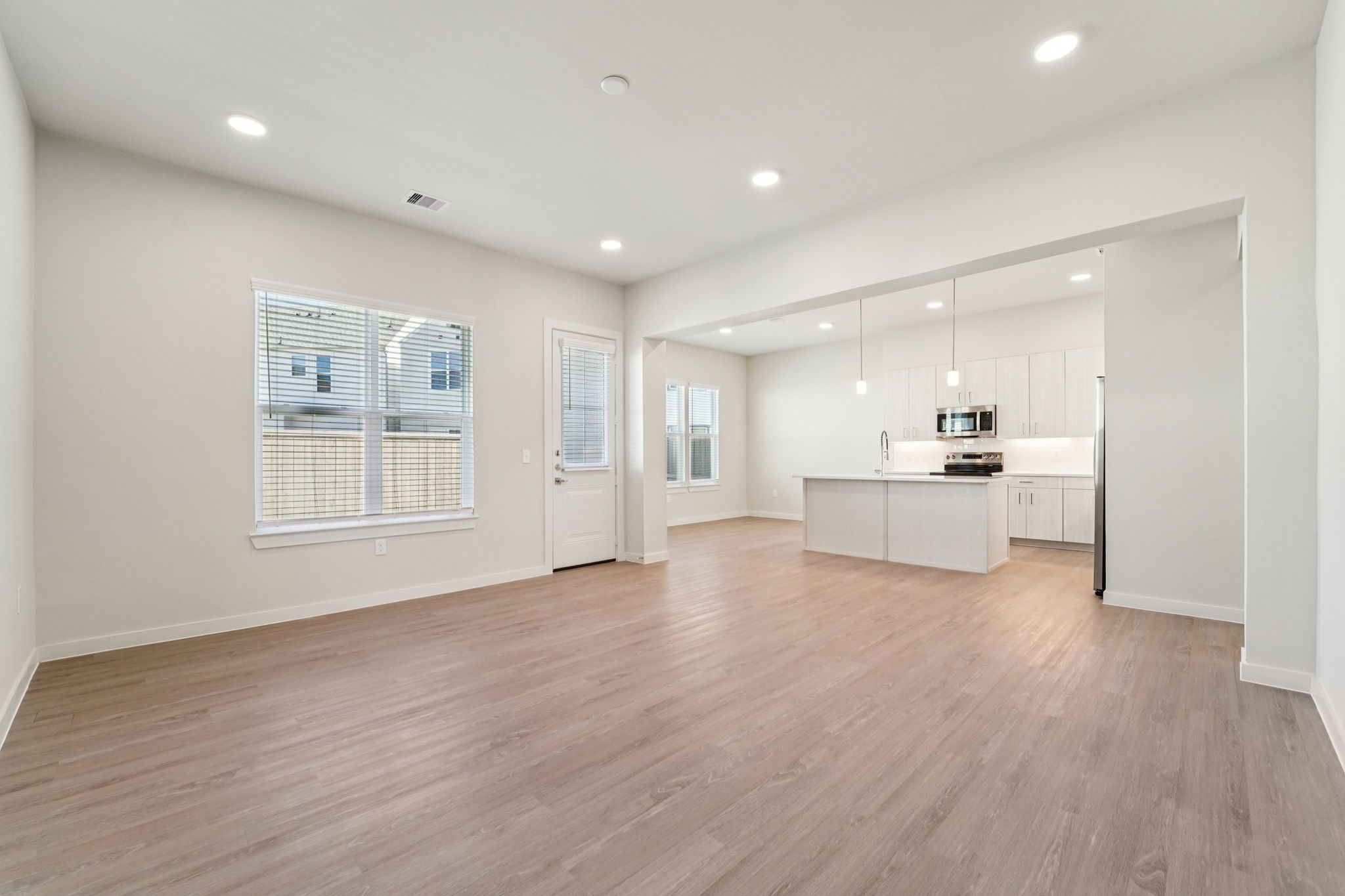 7415 Leighton Meadow Lane Property Photo 12