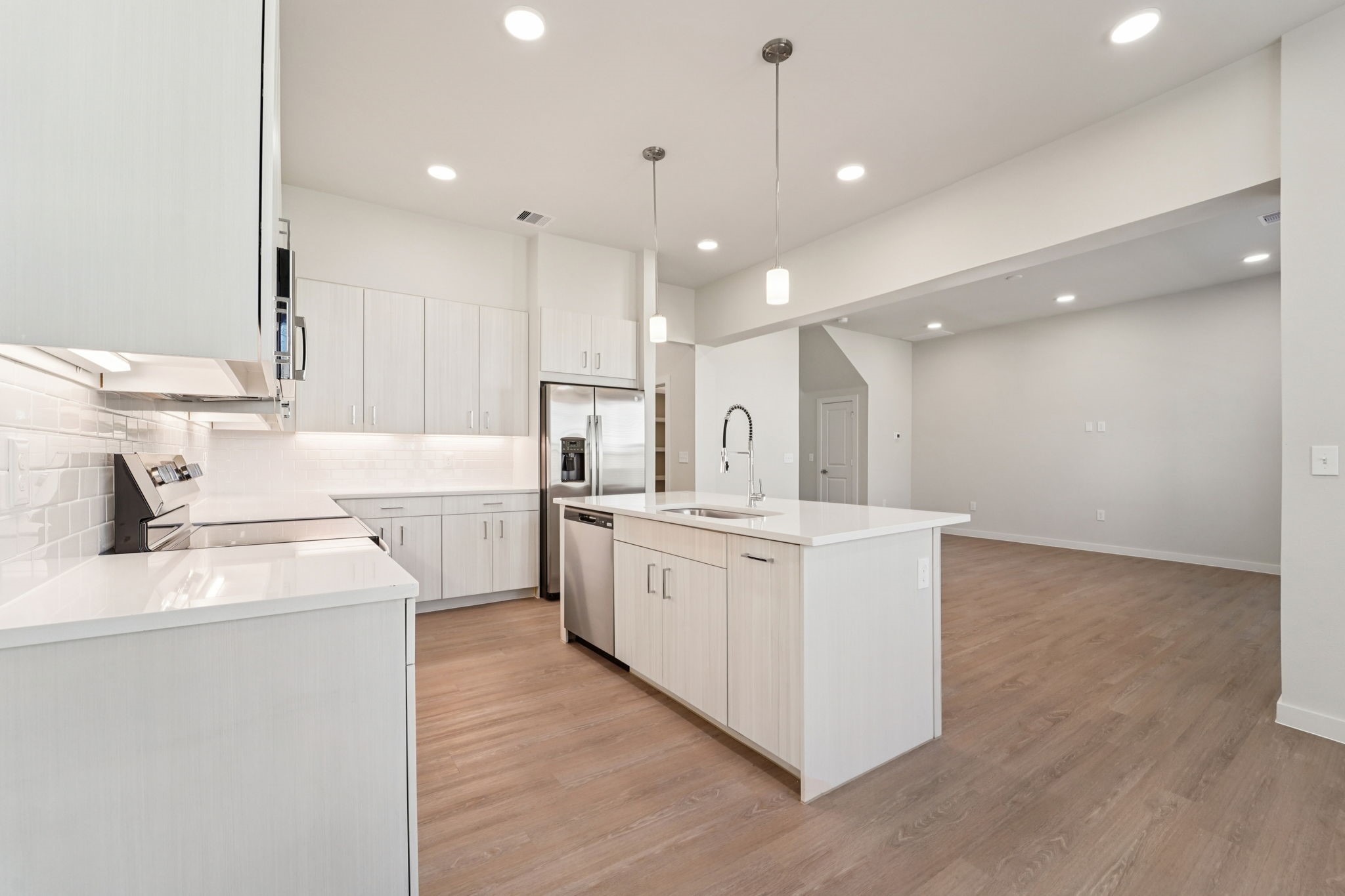 7415 Leighton Meadow Lane Property Photo 16