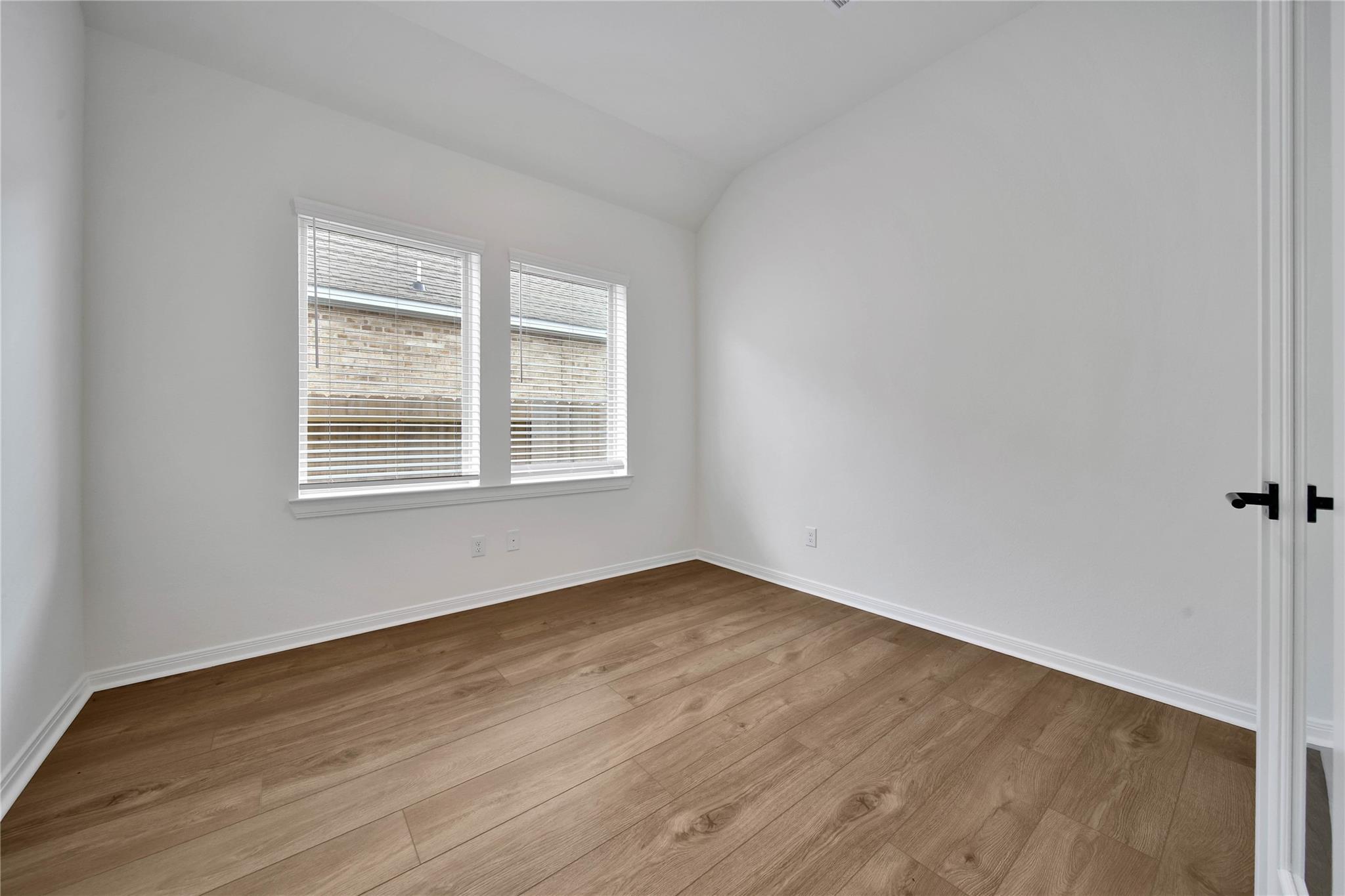 42813 Terraza Boulevard Property Photo 3