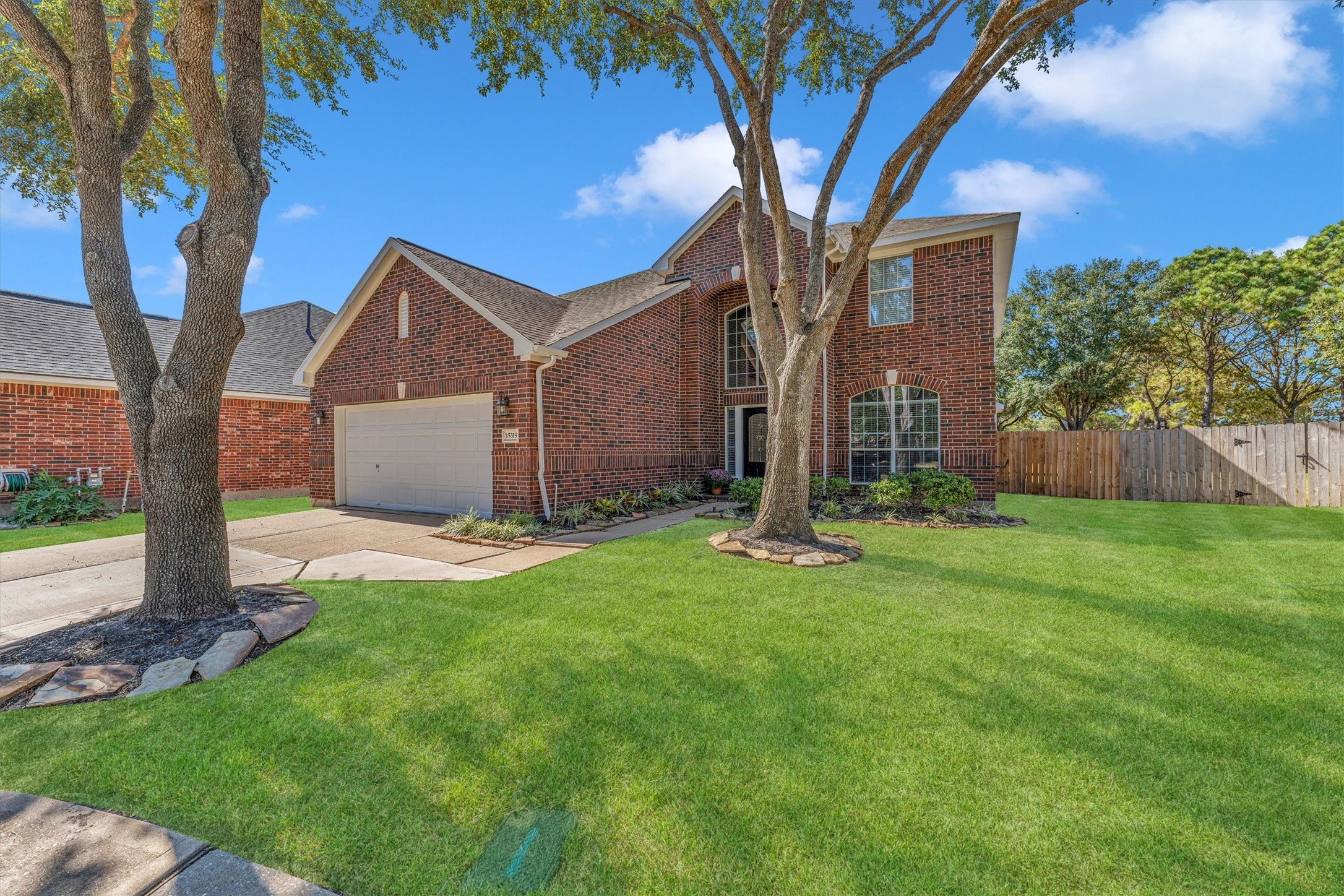15319 Coral Leaf Trail Property Photo 2