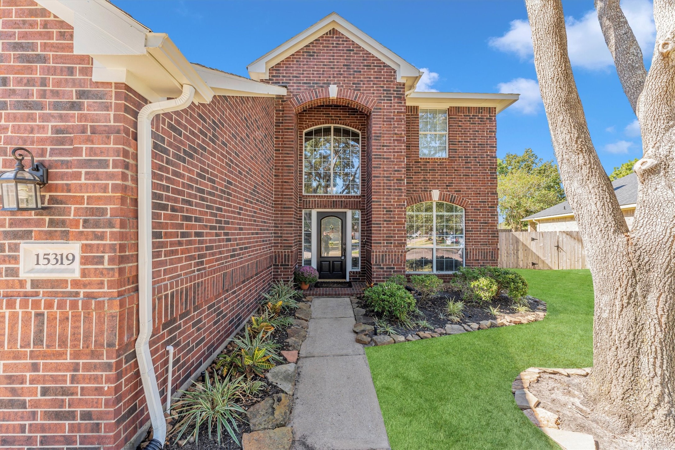 15319 Coral Leaf Trail Property Photo 4