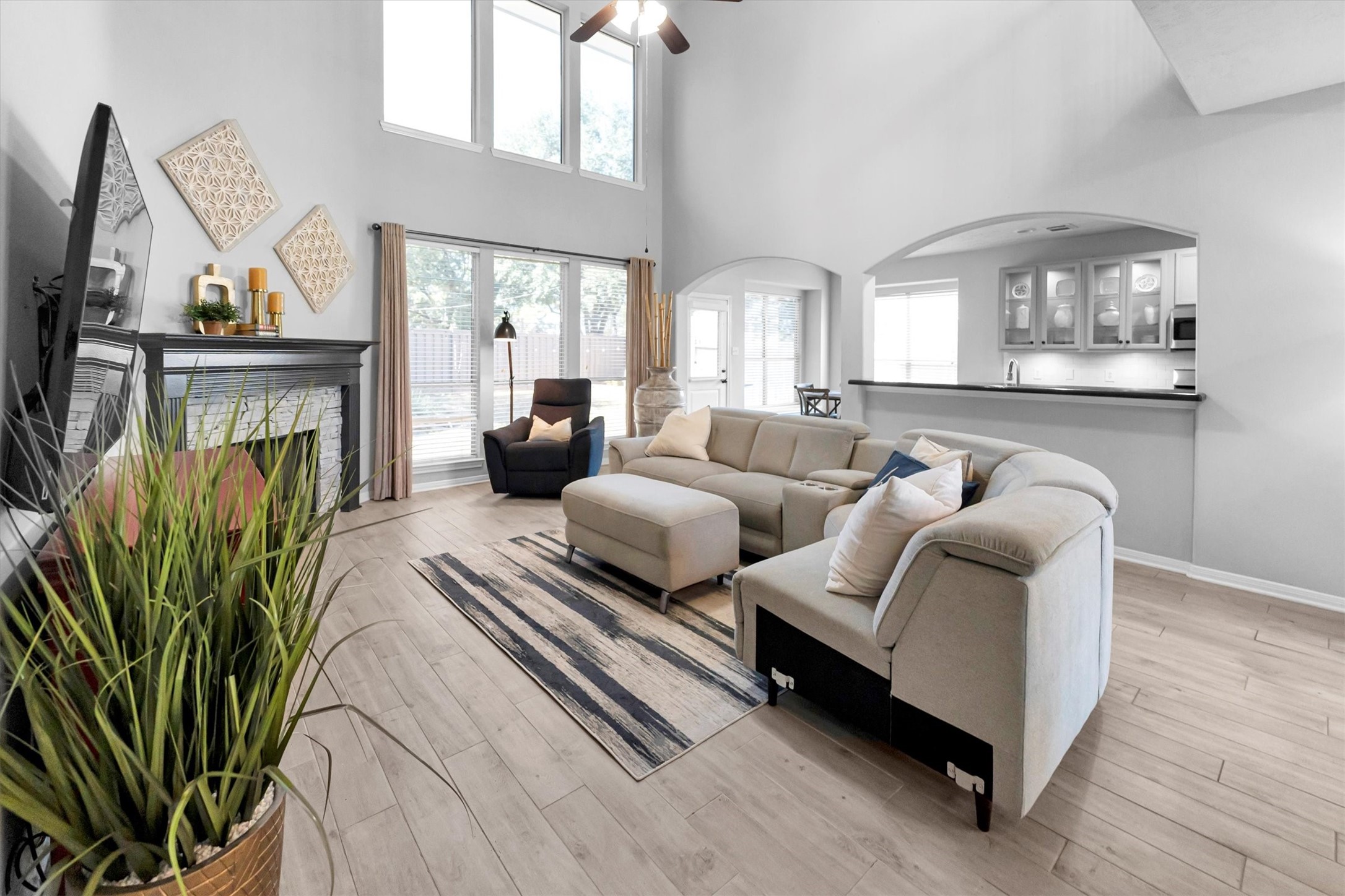 15319 Coral Leaf Trail Property Photo 11